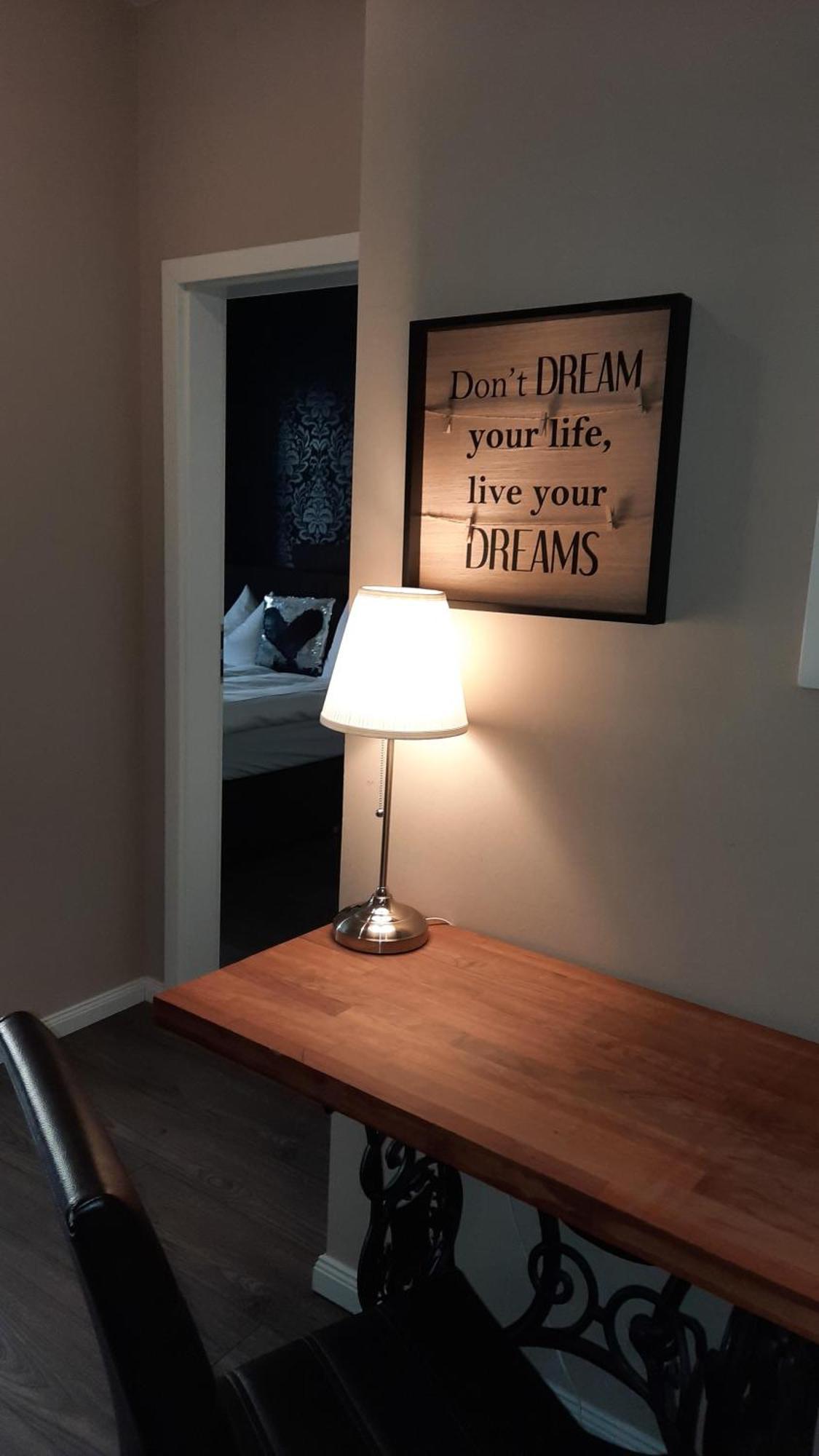 One-Bedroom Deluxe Apartment