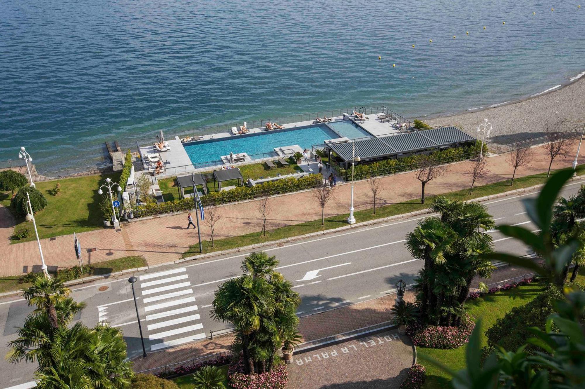 Deluxe Double or Twin Room Lake View