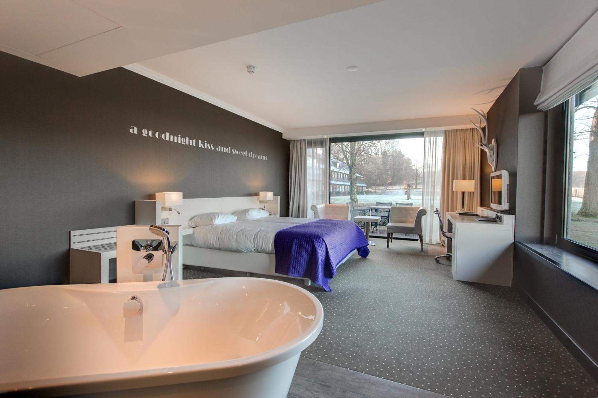 Double Room Bath