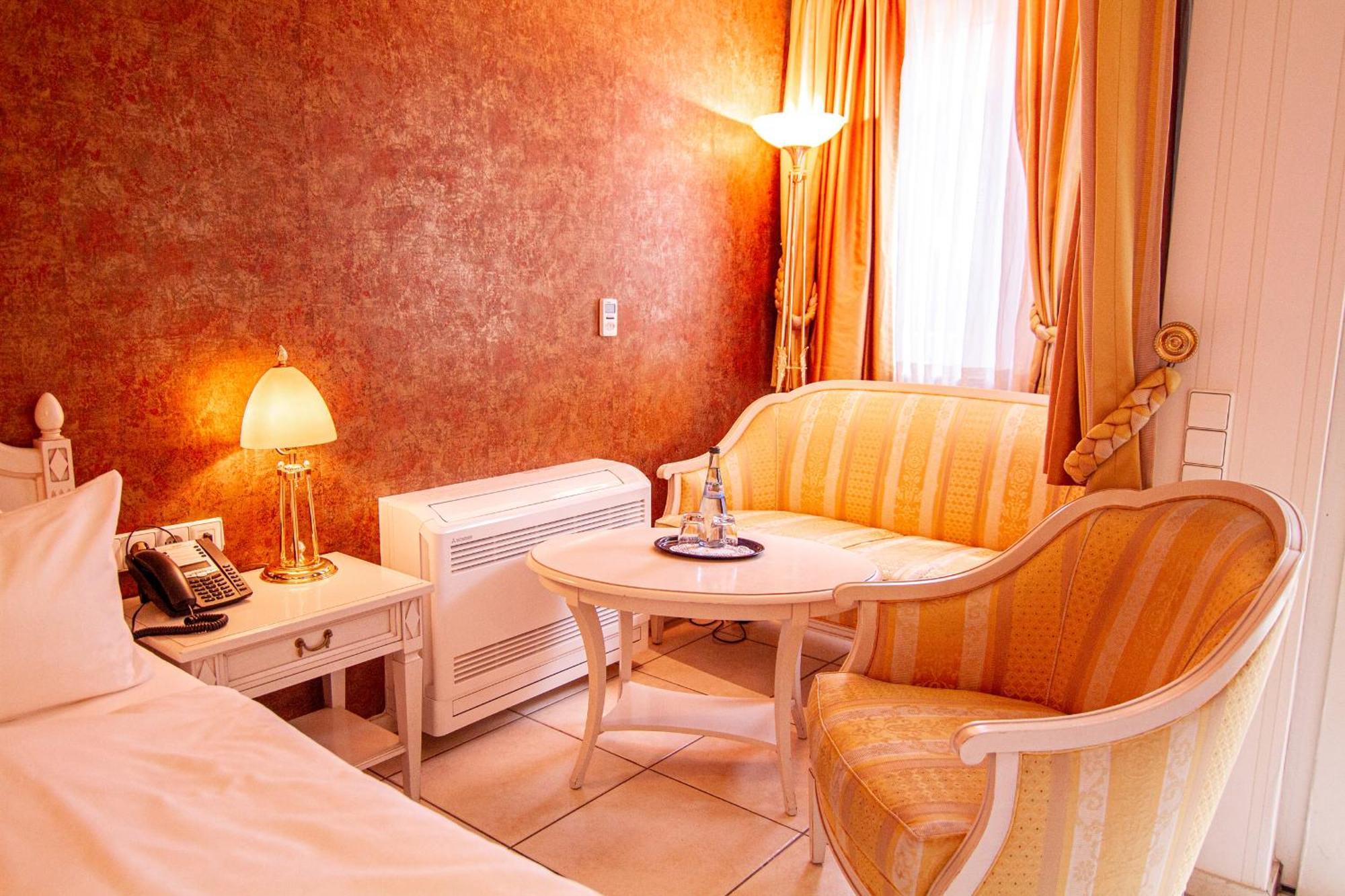 Comfort Double Room Outbuilding