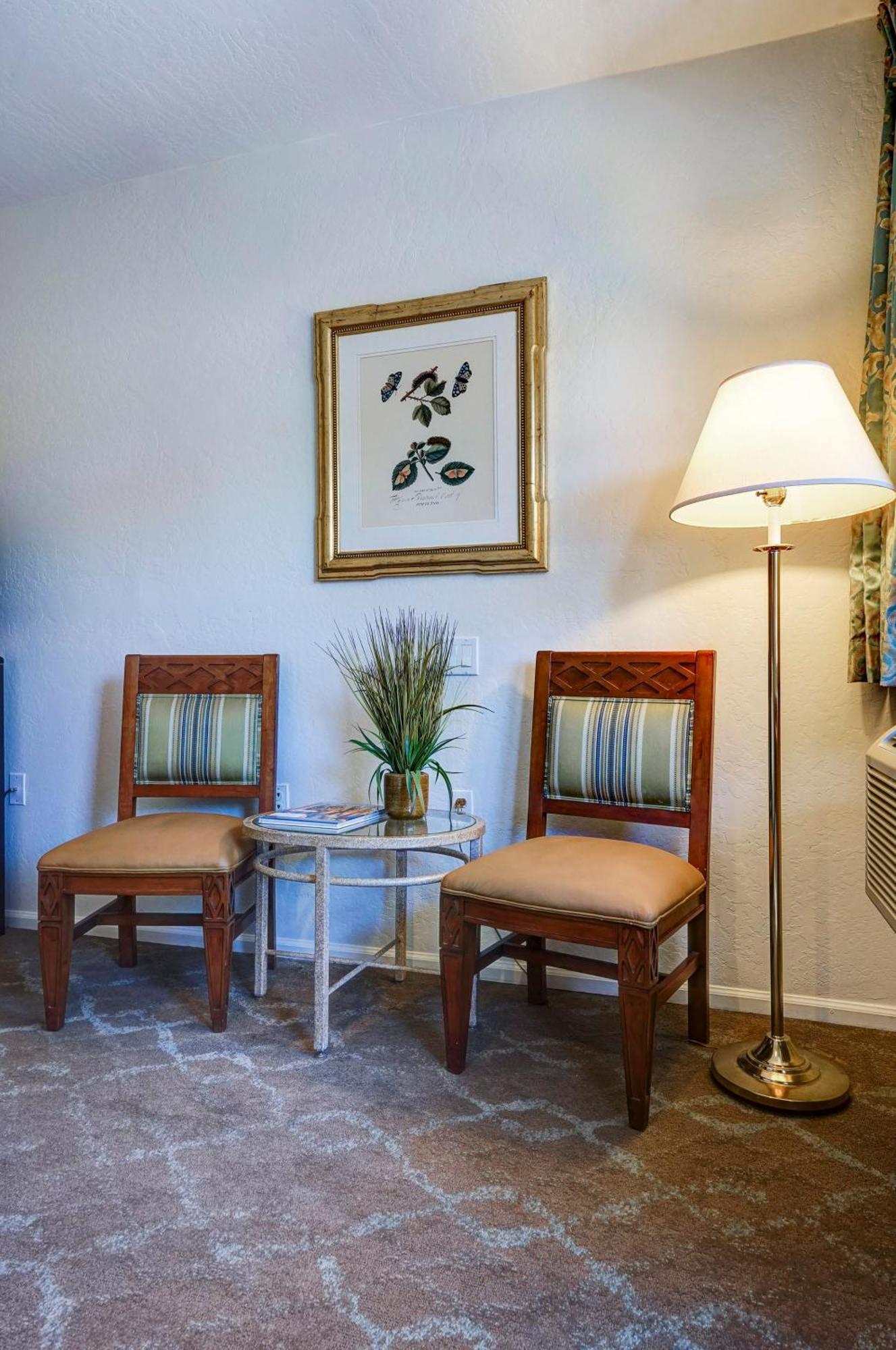 Deluxe Double Queen Accessible Room