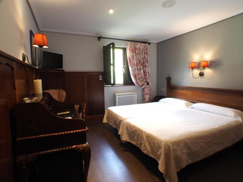 Large Single Room