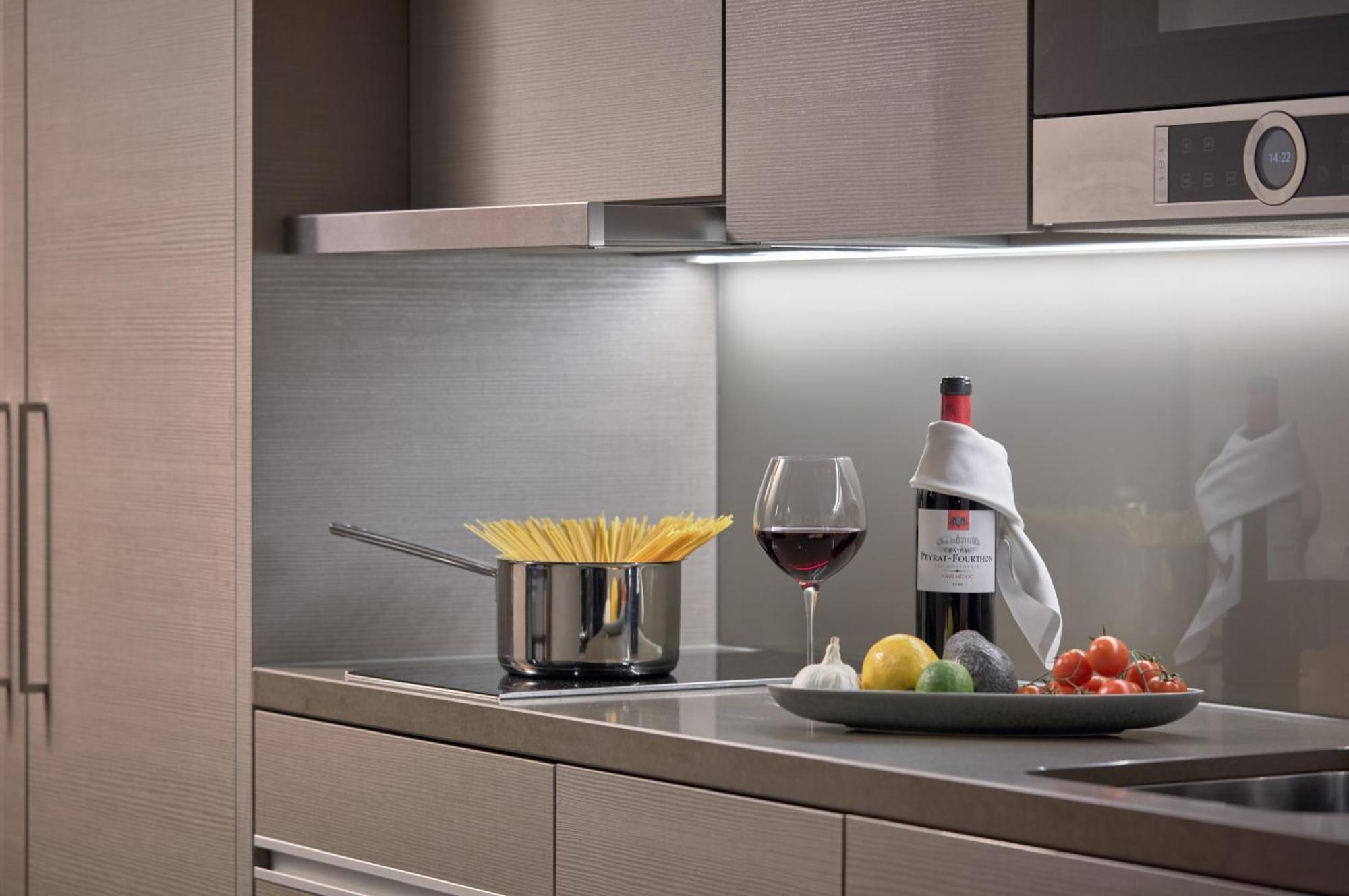 Studio Suite Kitchenette