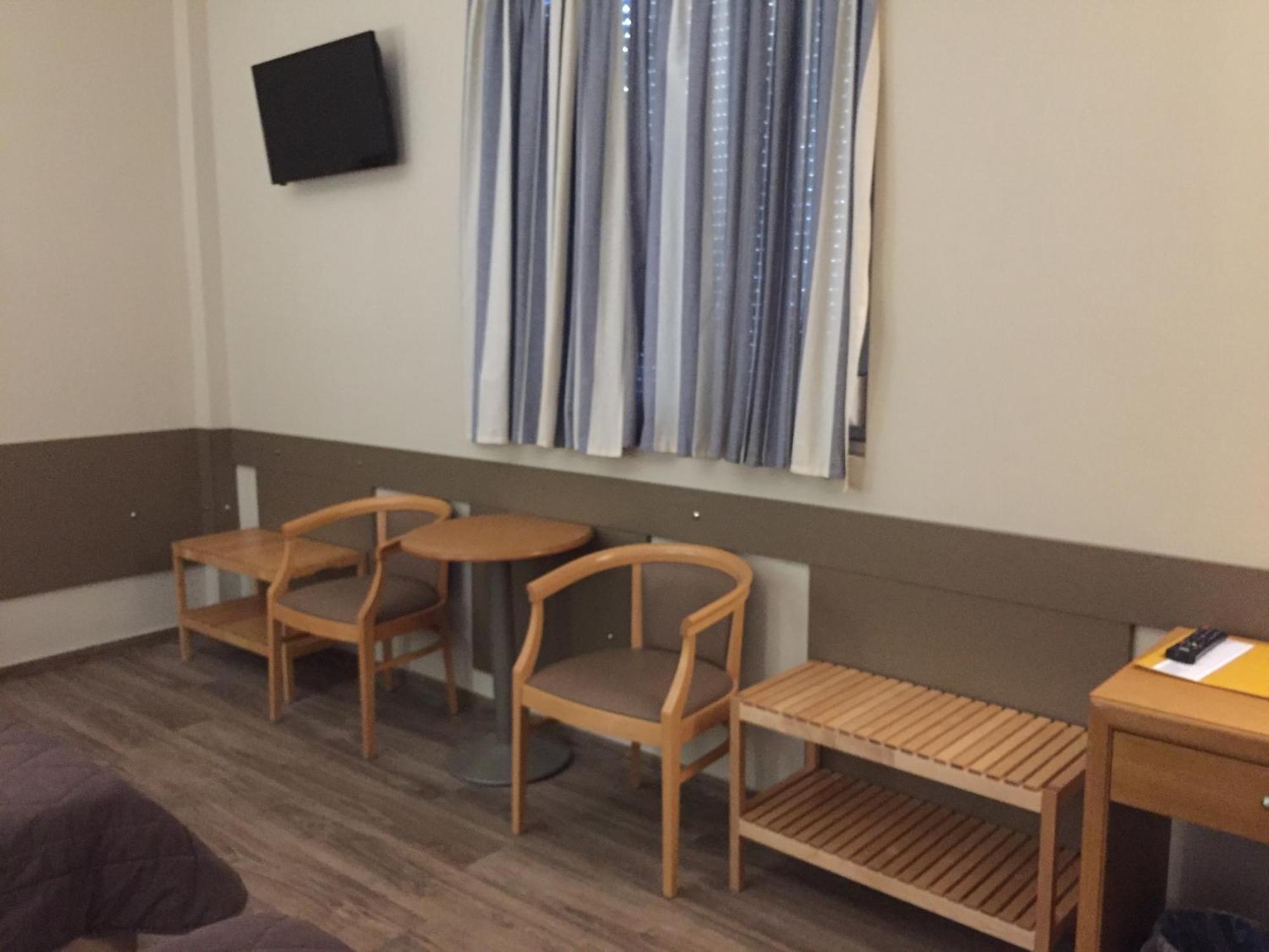 Basic Triple Room
