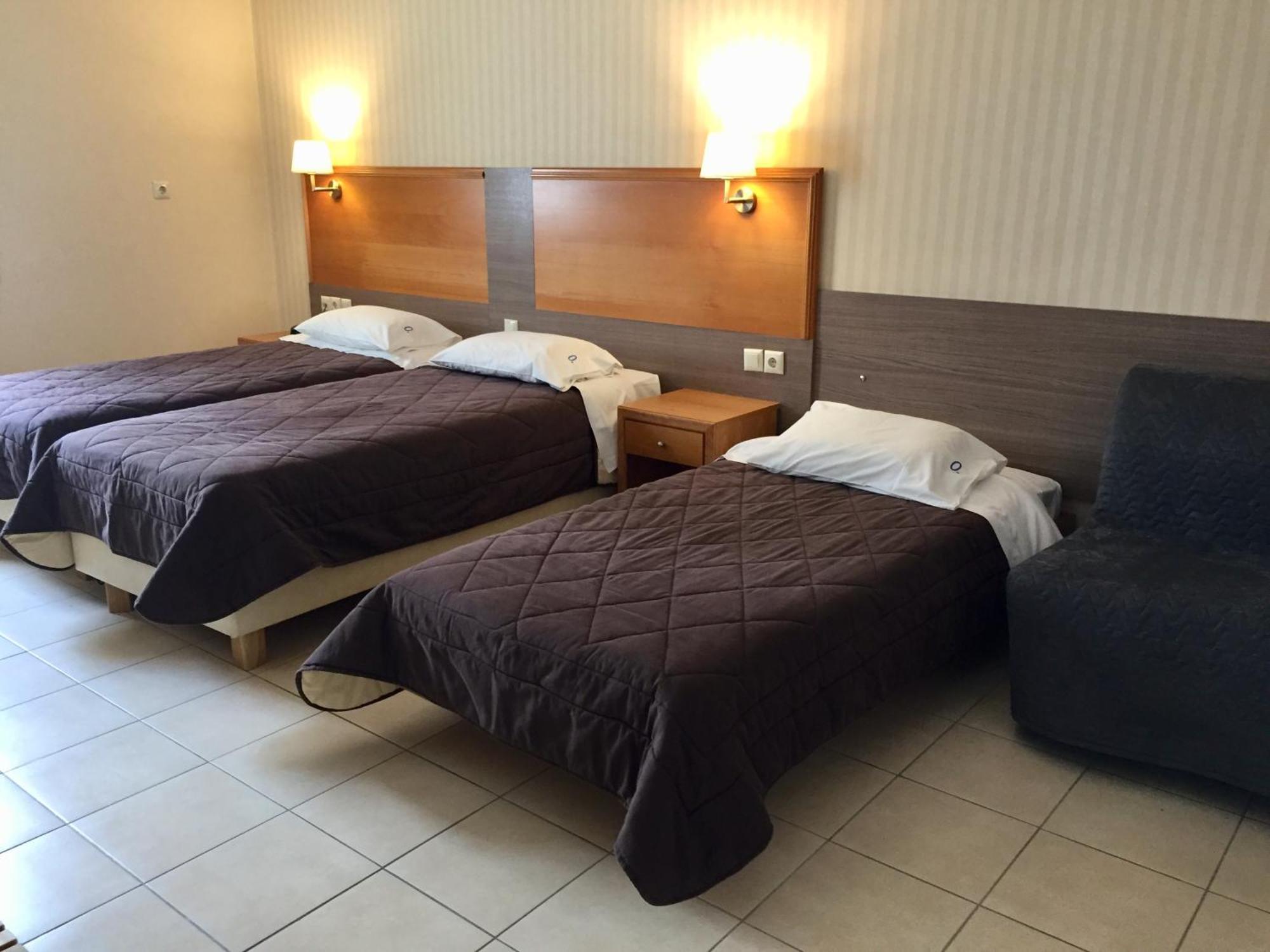 Basic Triple Room