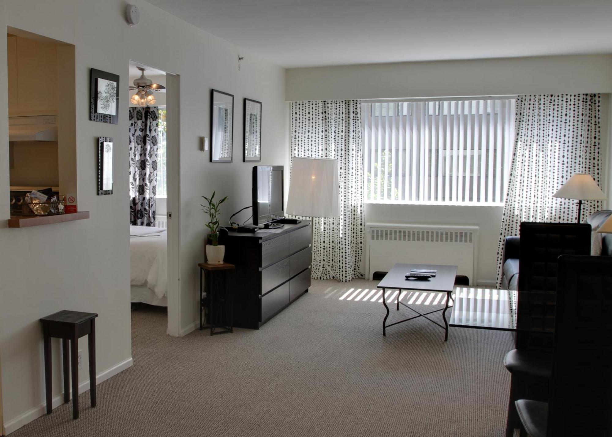 One-Bedroom Suite
