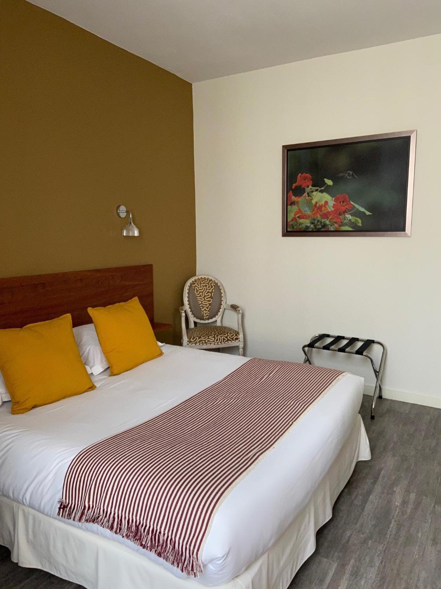 Prestige Room