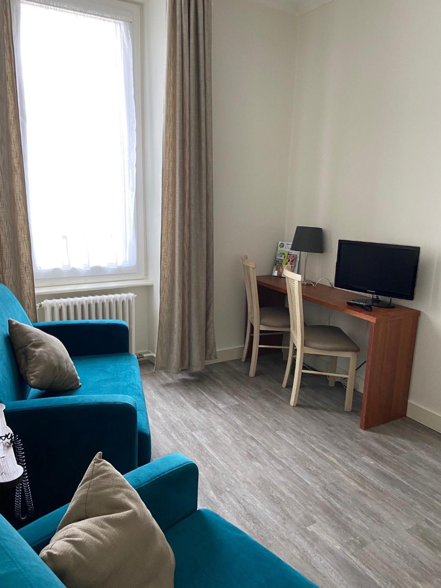 Prestige Room