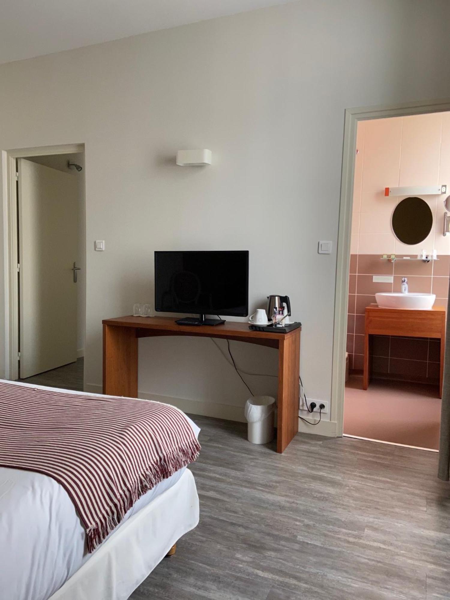Prestige Room