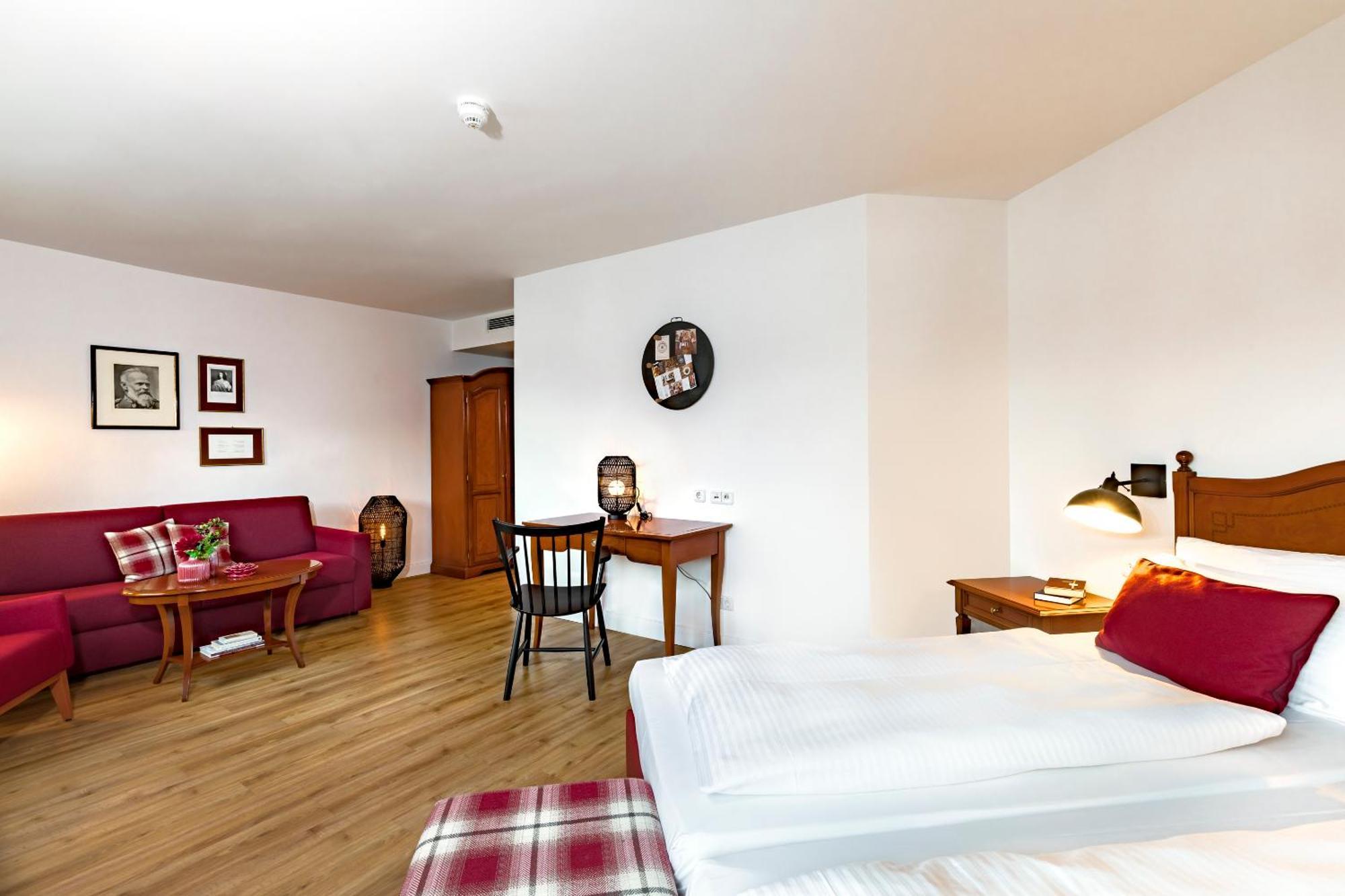 Junior Suite,1211918647:JPEG