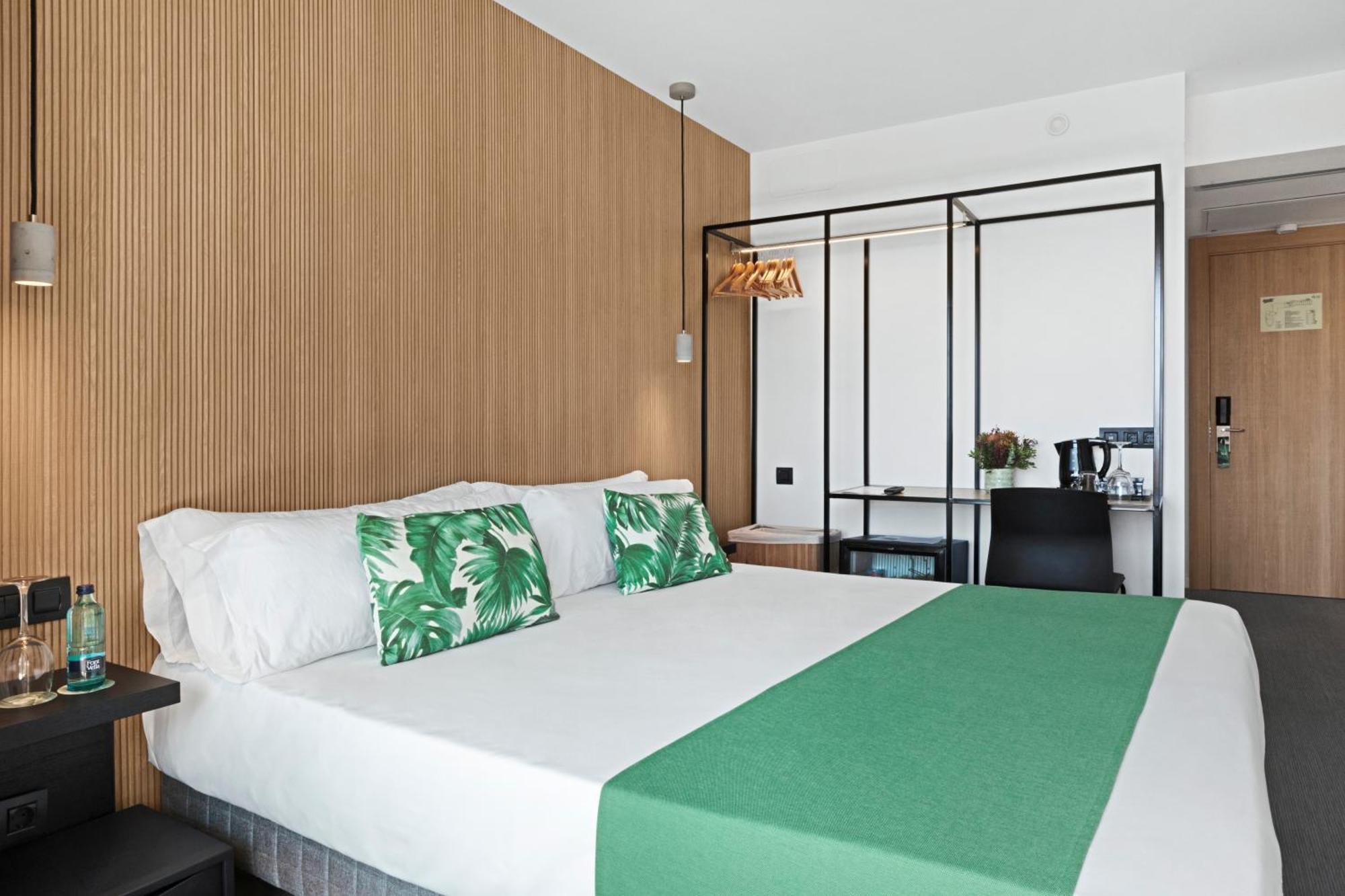Double or Twin Room Pool View