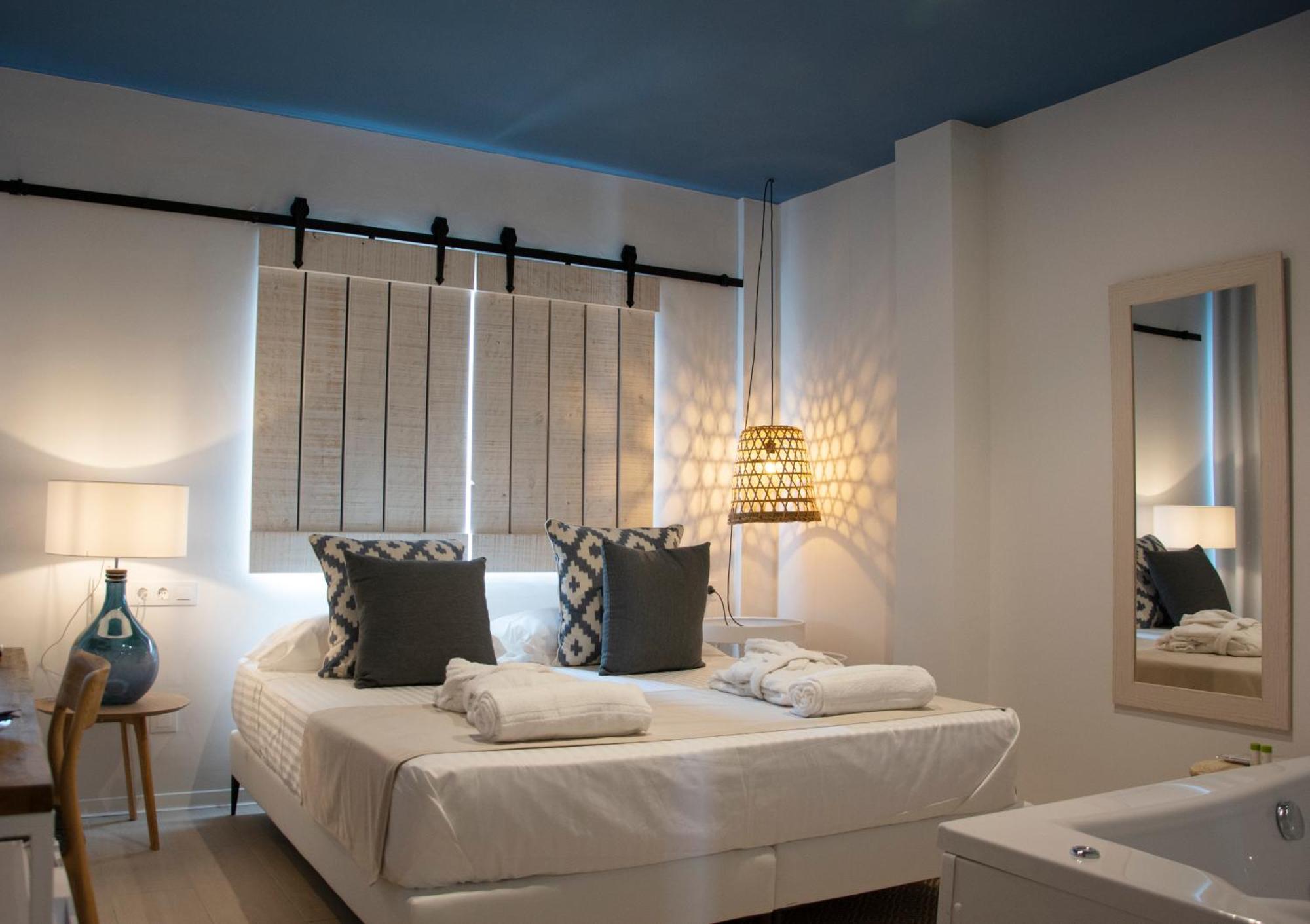 Deluxe Double Room Spa Bath