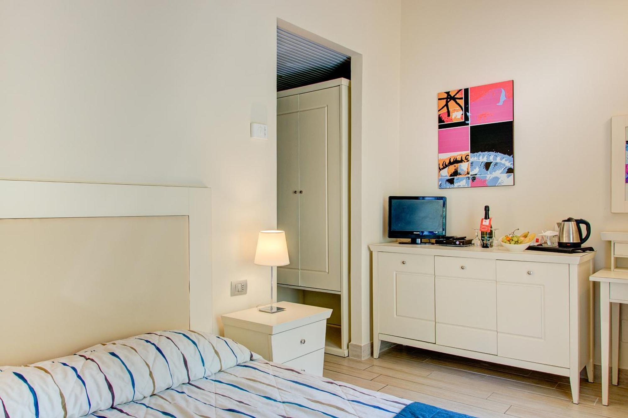 Standard Single Room,943969651:JPEG