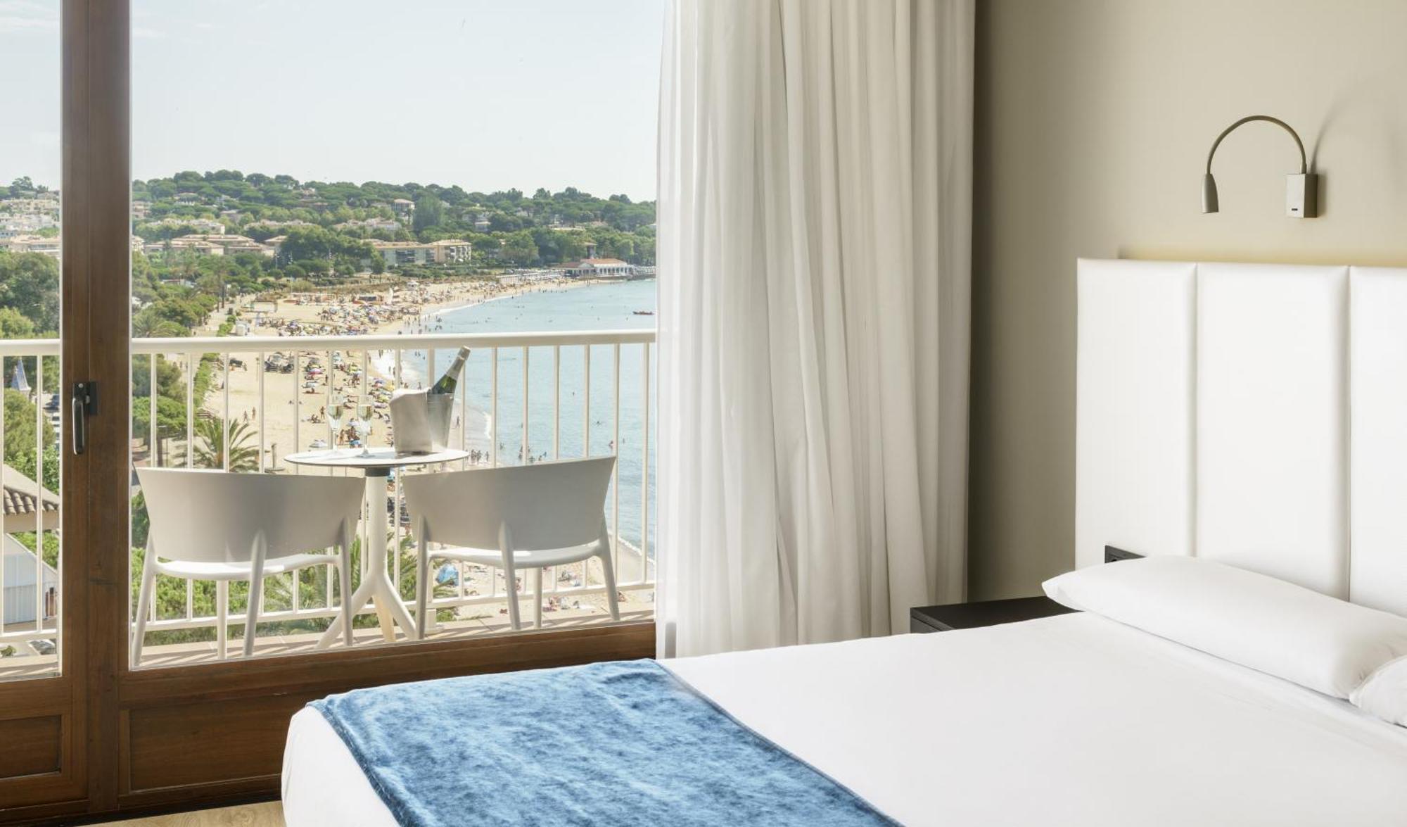 Standard Double or Twin Room Sea View