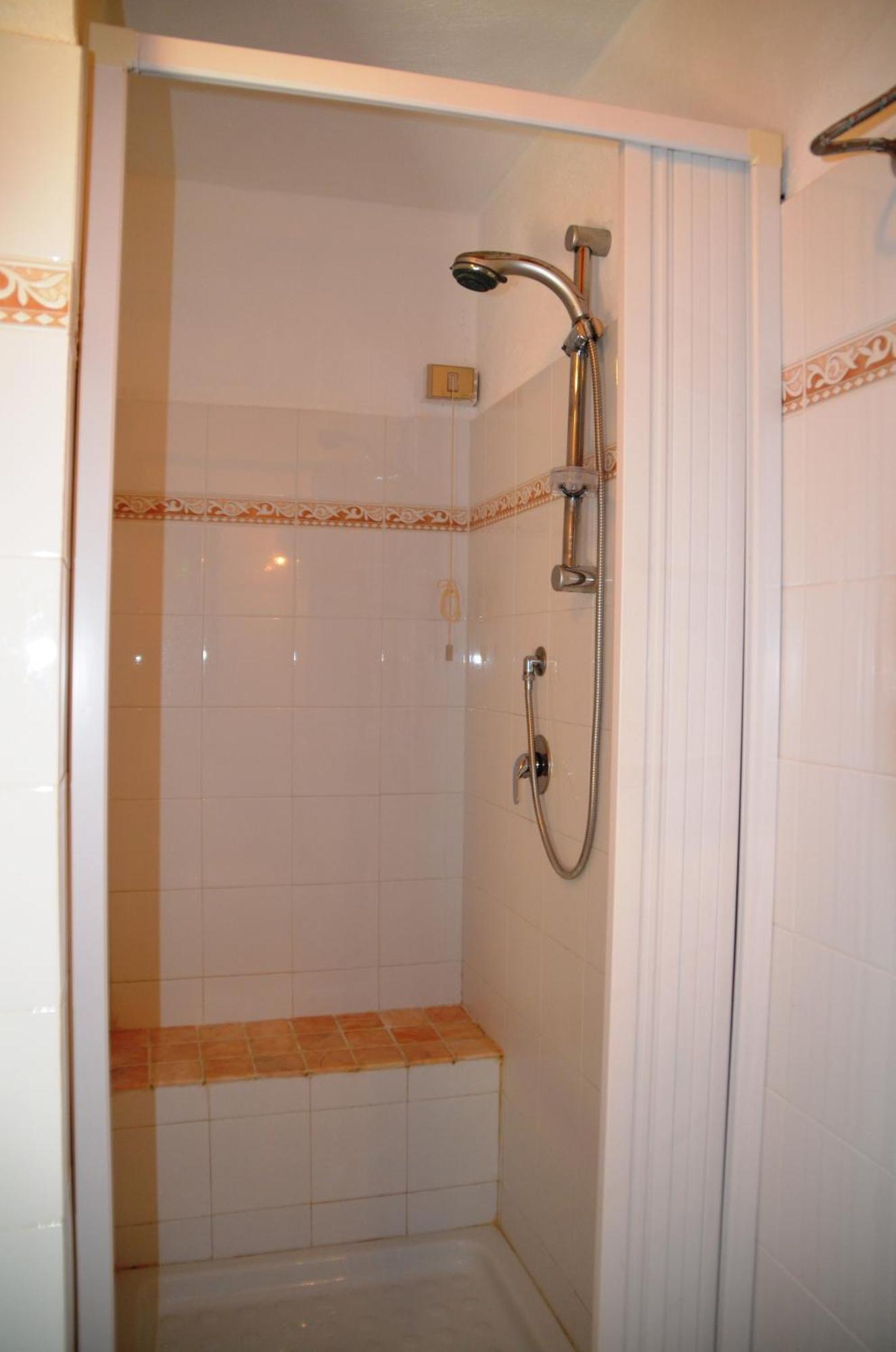 Triple Room,1589517208:JPEG
