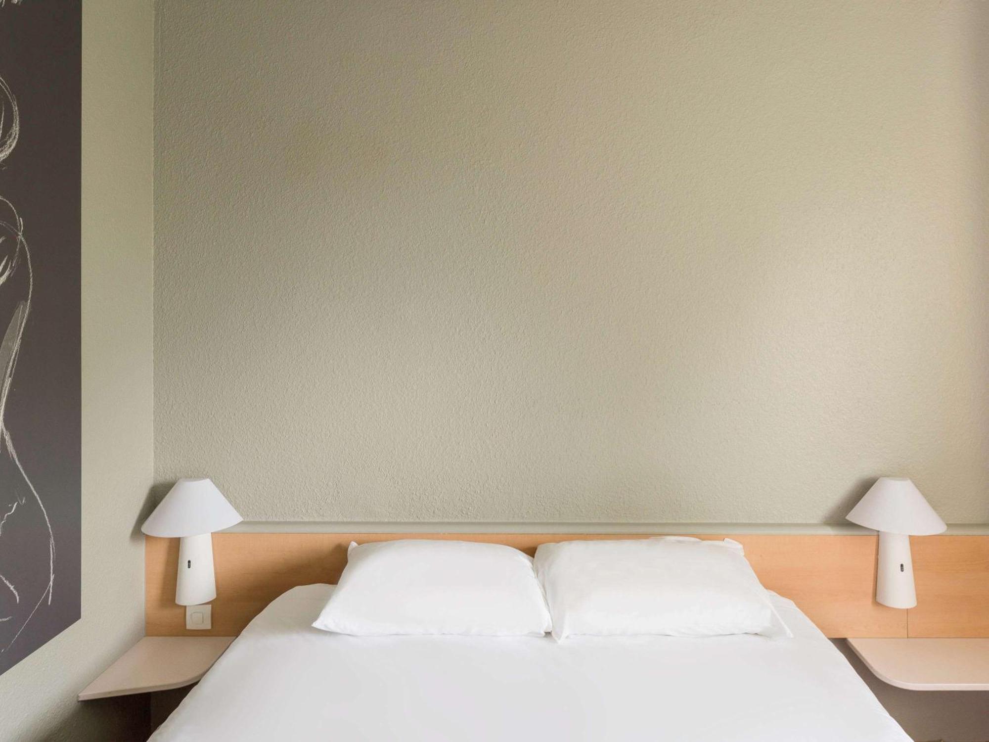 Standard Double Room,1589526023:JPEG