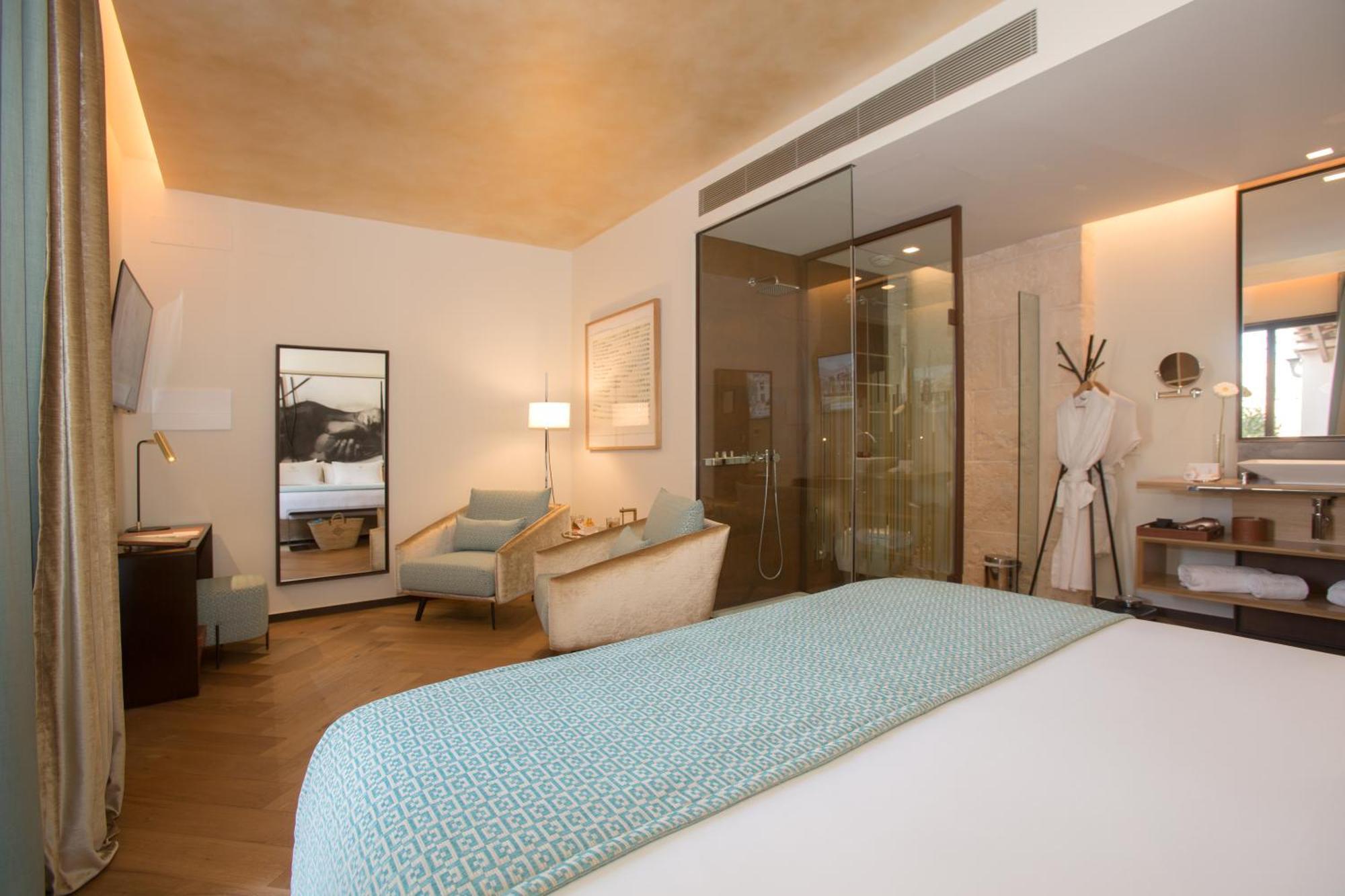 Superior Suite