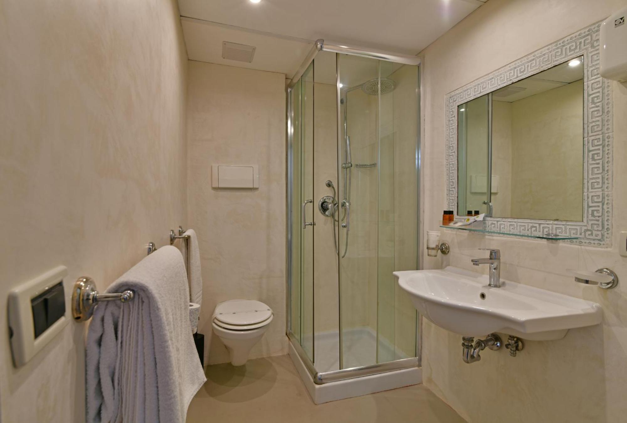 Double or Twin Room Balcony,1589553033:JPEG