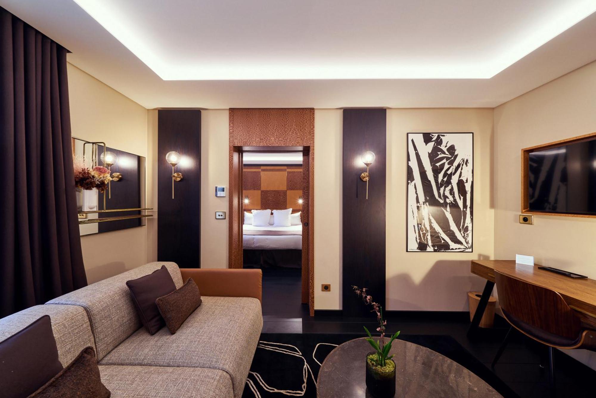 Family Suite,1589559000:JPEG