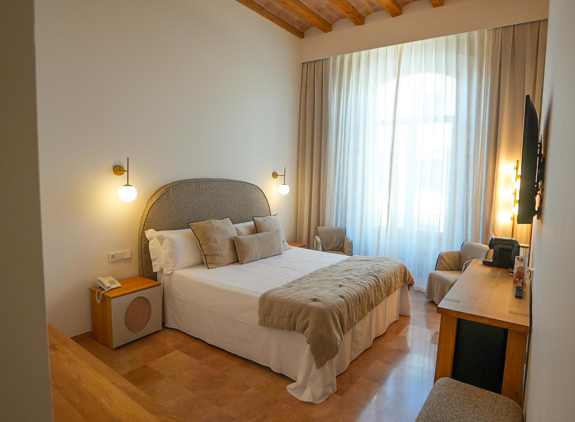 Superior Deluxe Room