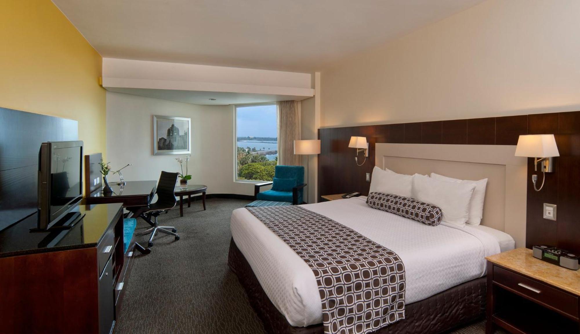 Premium King Room,1433569810:JPEG