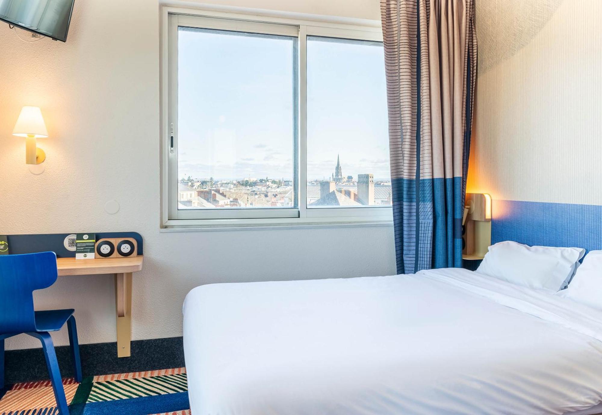 Double Room,1589607668:JPEG