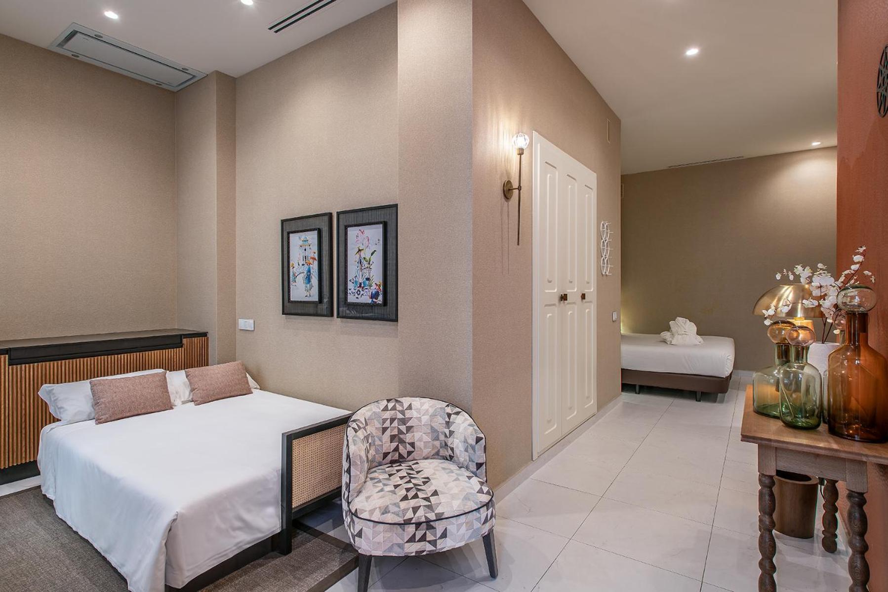 Junior Suite street floor