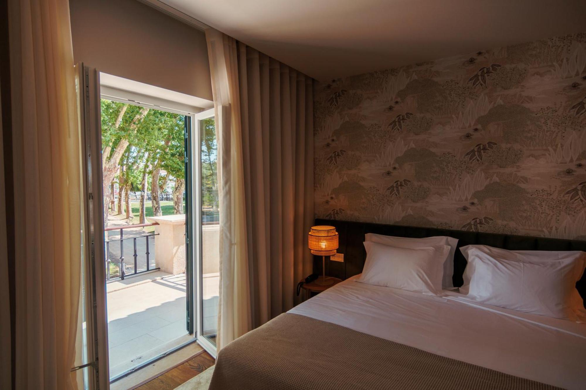 Premium Double or Twin Room Garden View