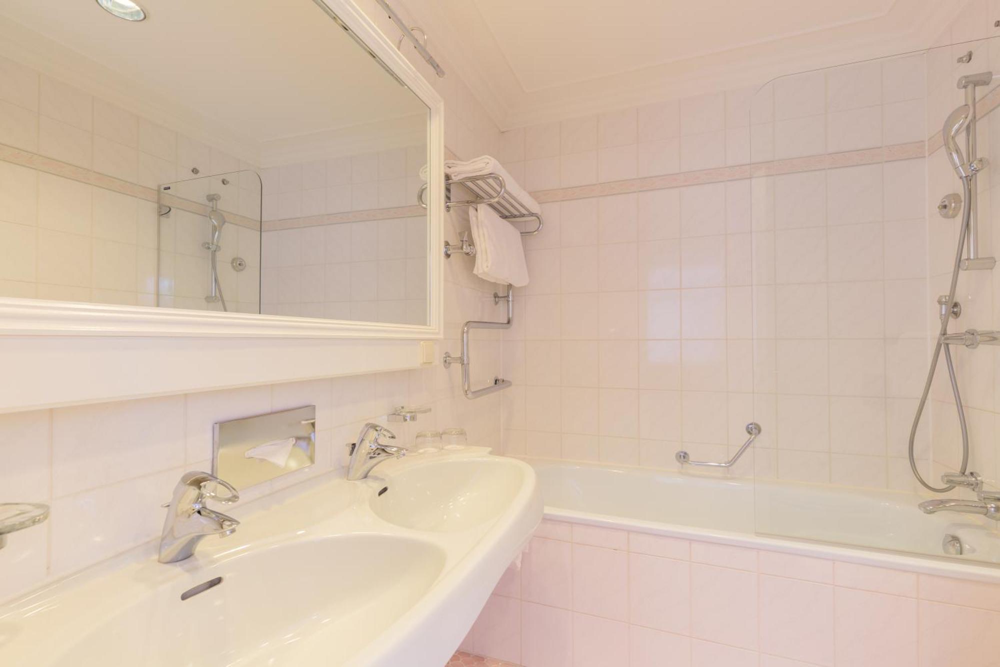 Landview Suite