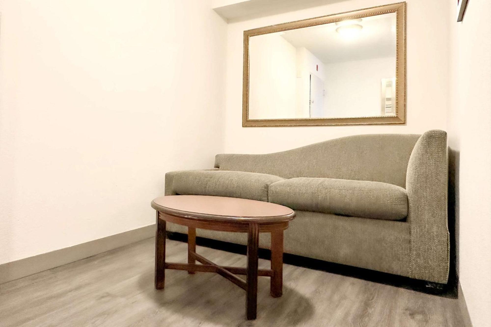 Deluxe Queen Room Two Queen Beds Sofa Bed