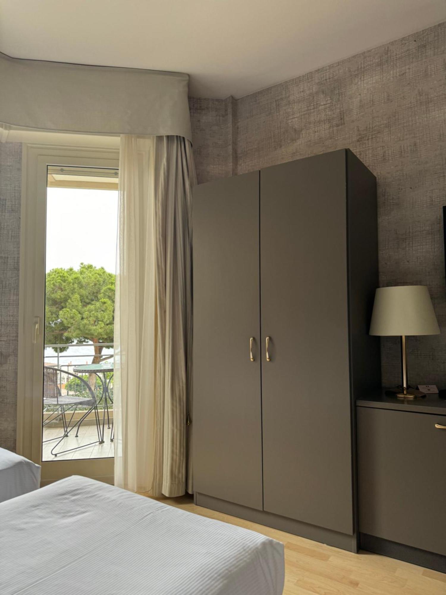 Standard Twin Room Sea View