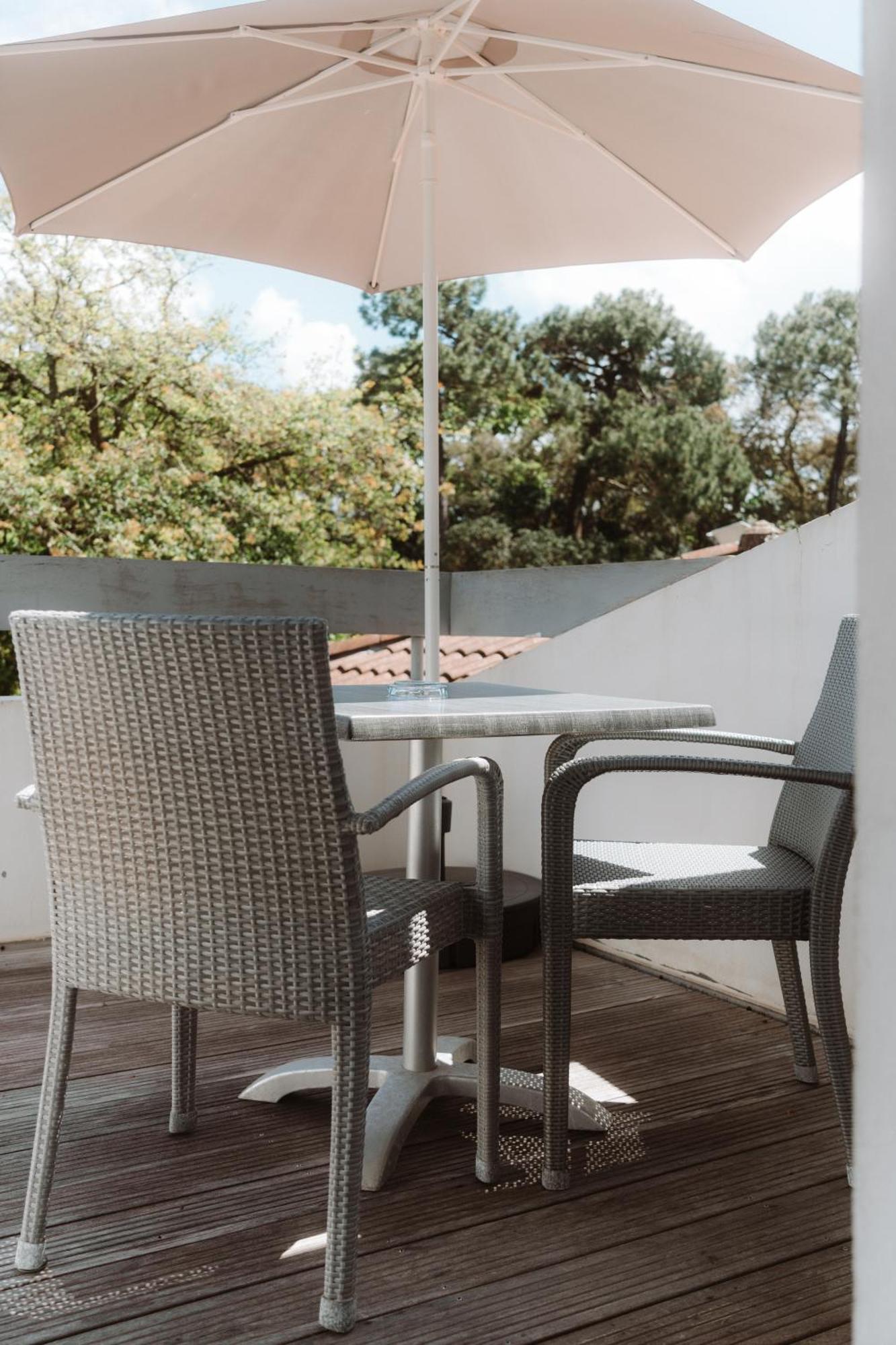 Double Room Terrace Courtyard View