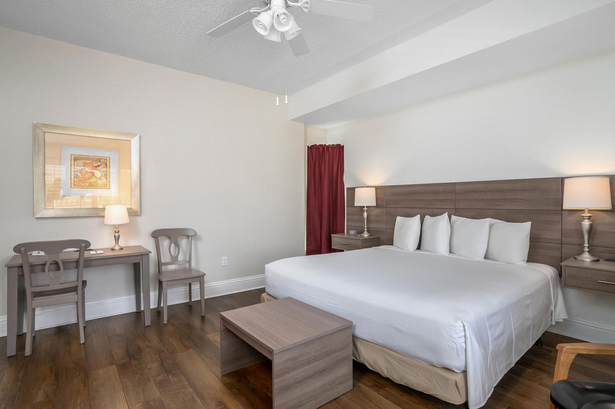 King Room,1590369286:JPEG