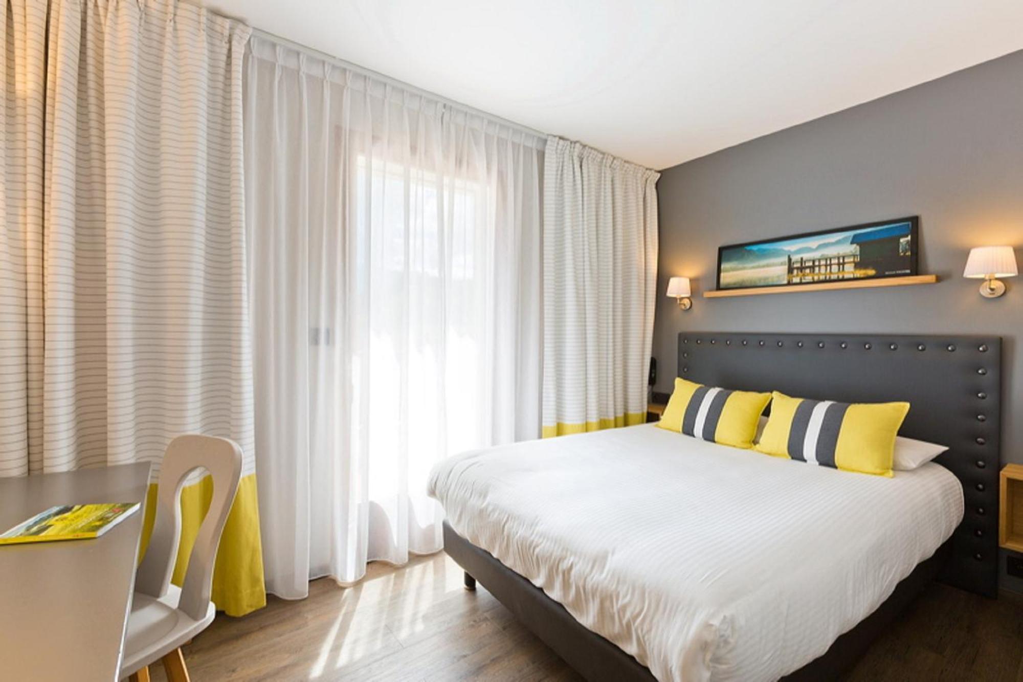 Standard Double Room,1590373343:JPEG