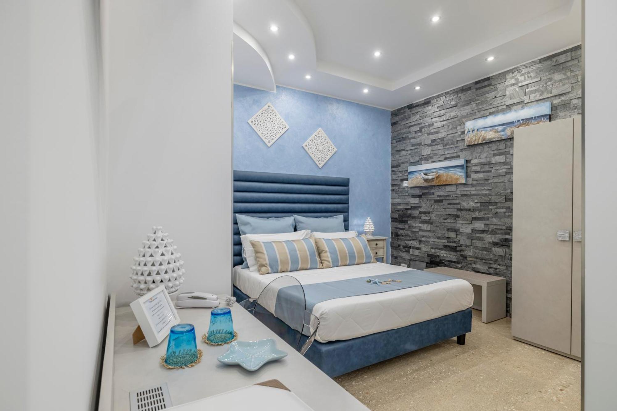 Standard Double Room,1590382841:JPEG