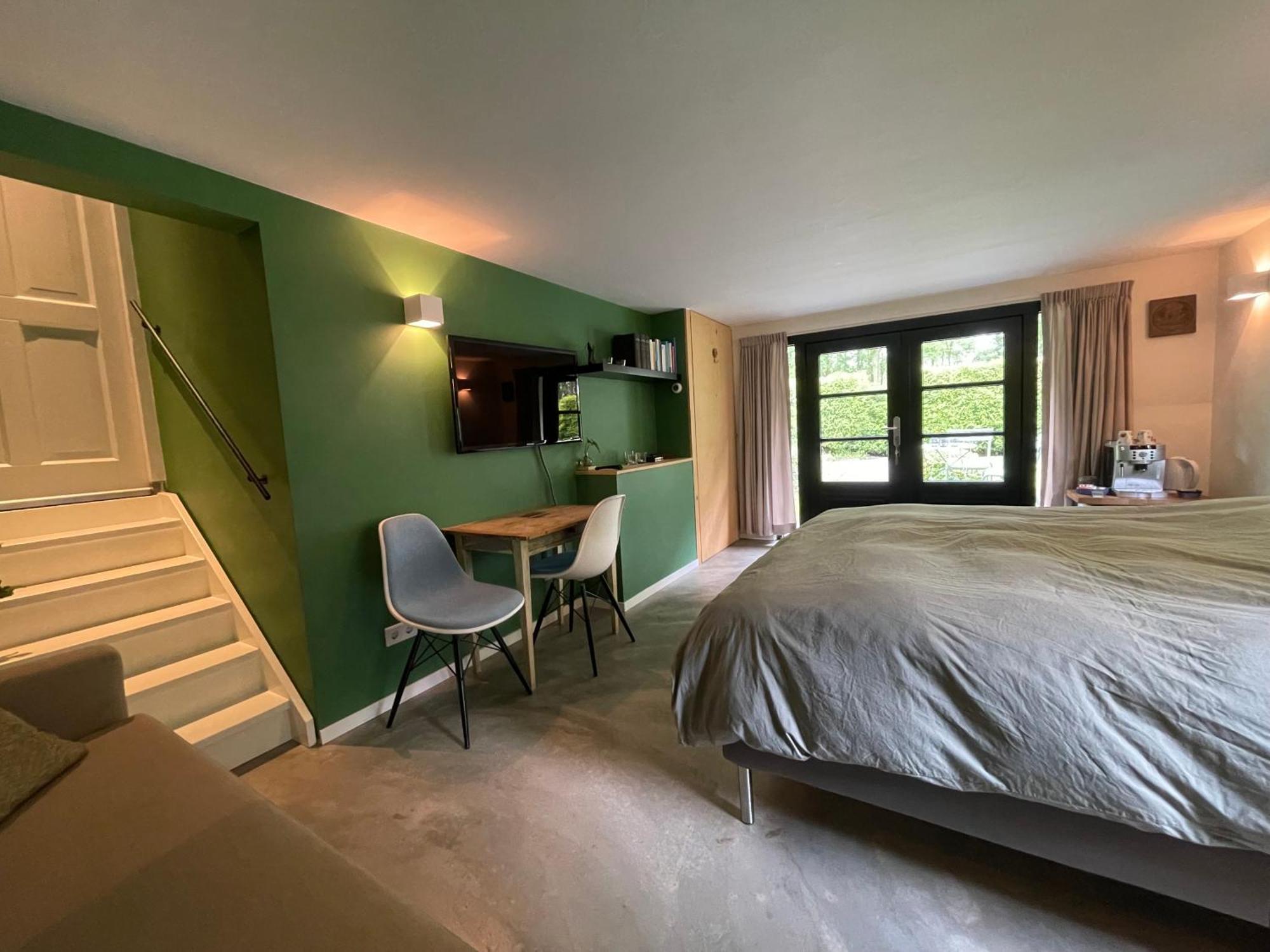 Deluxe Double Room,1611158525:JPEG