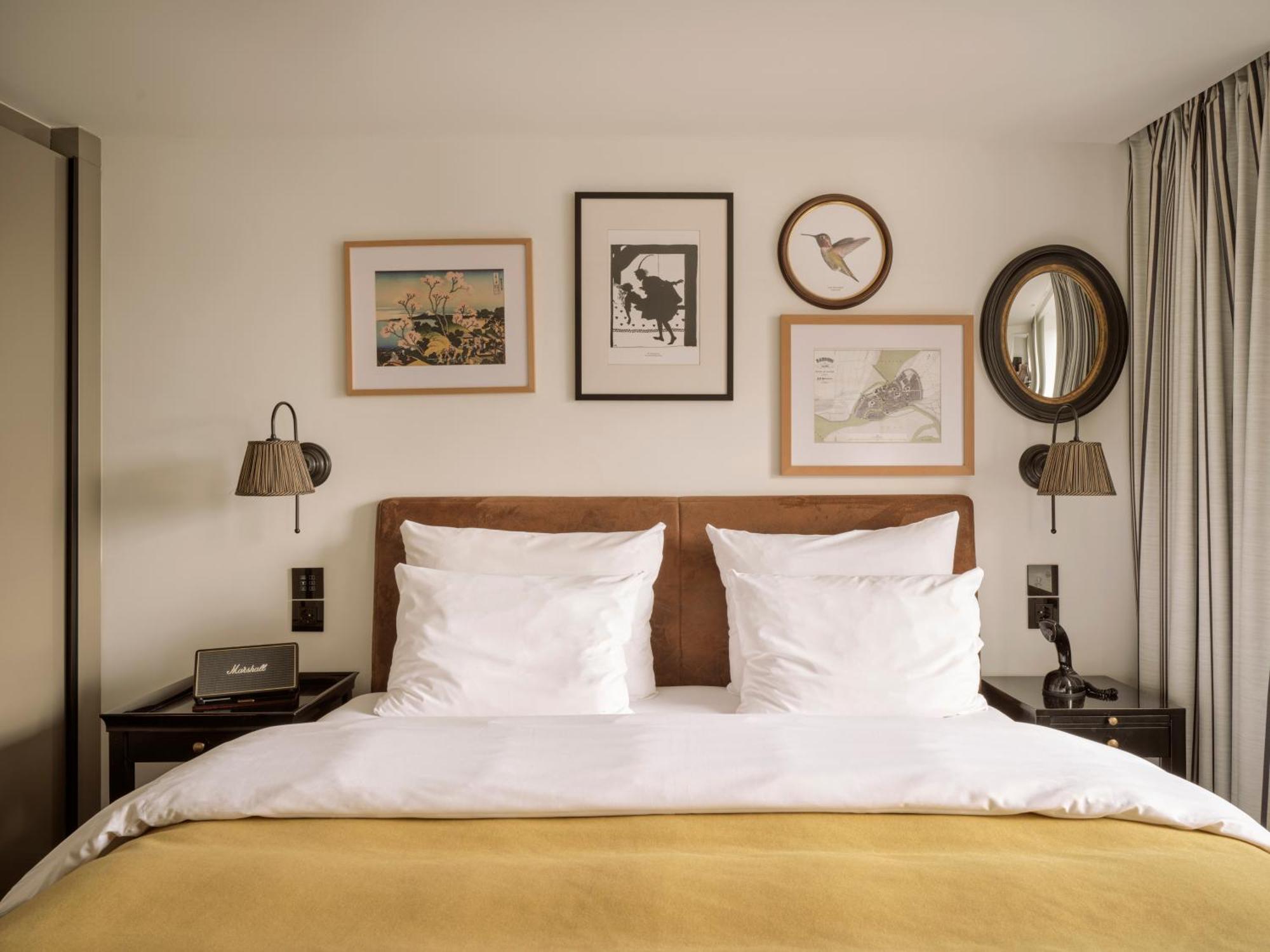Nikolai Suite