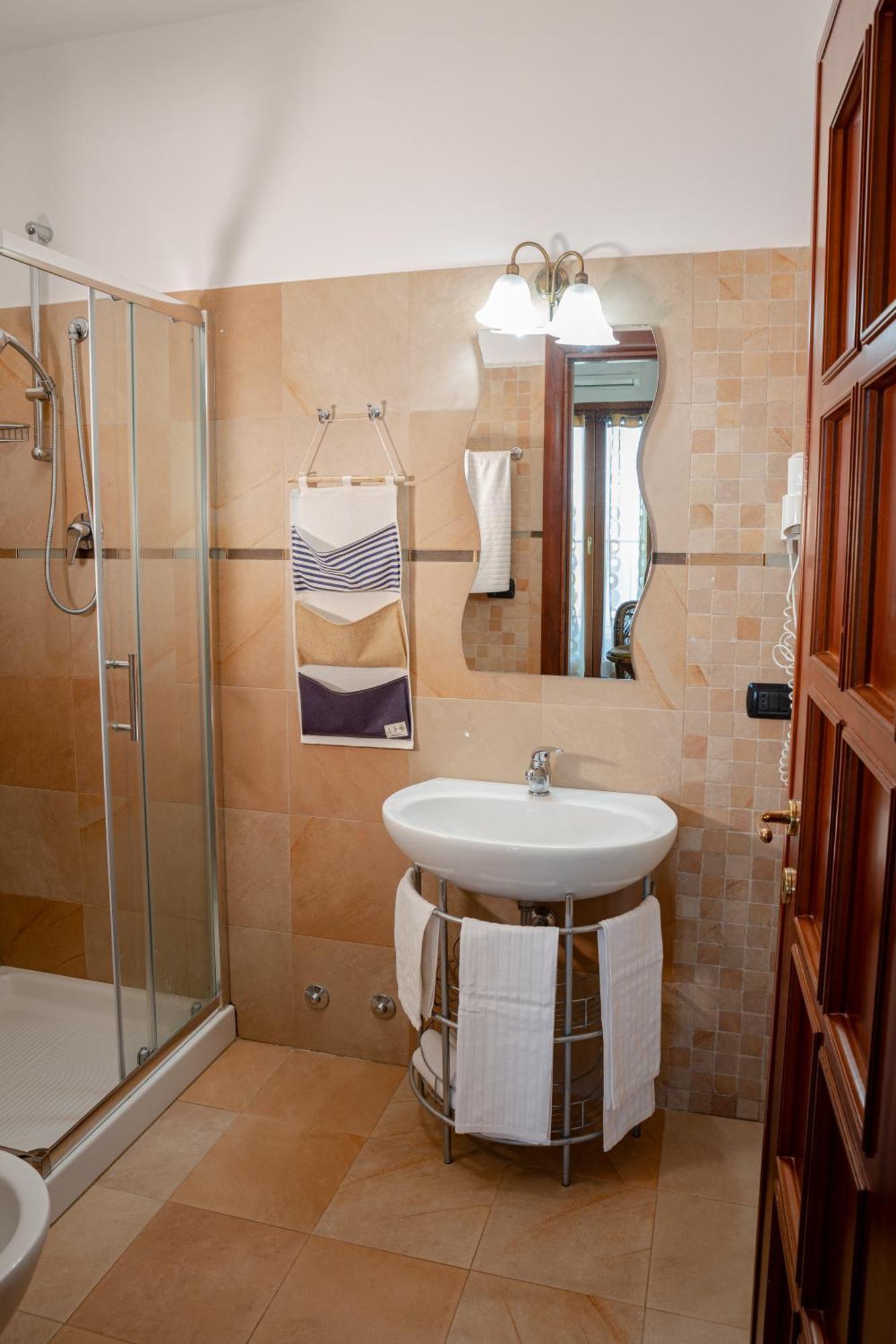Large Double Room