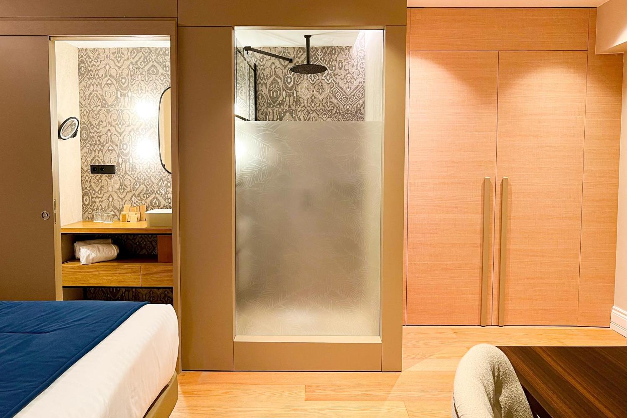 Budget Double Room,1384868309:JPEG
