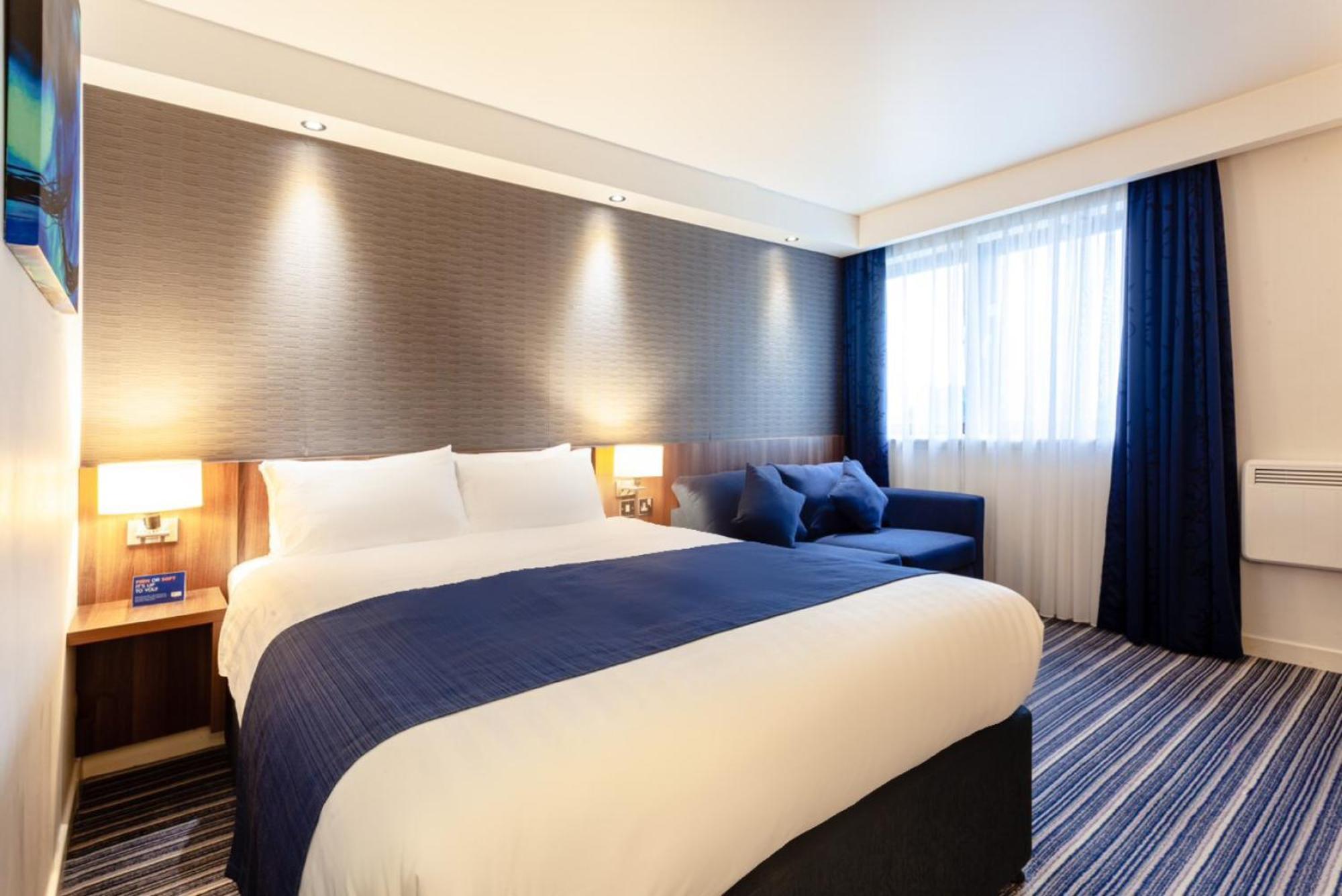 Standard Double Room Hot
