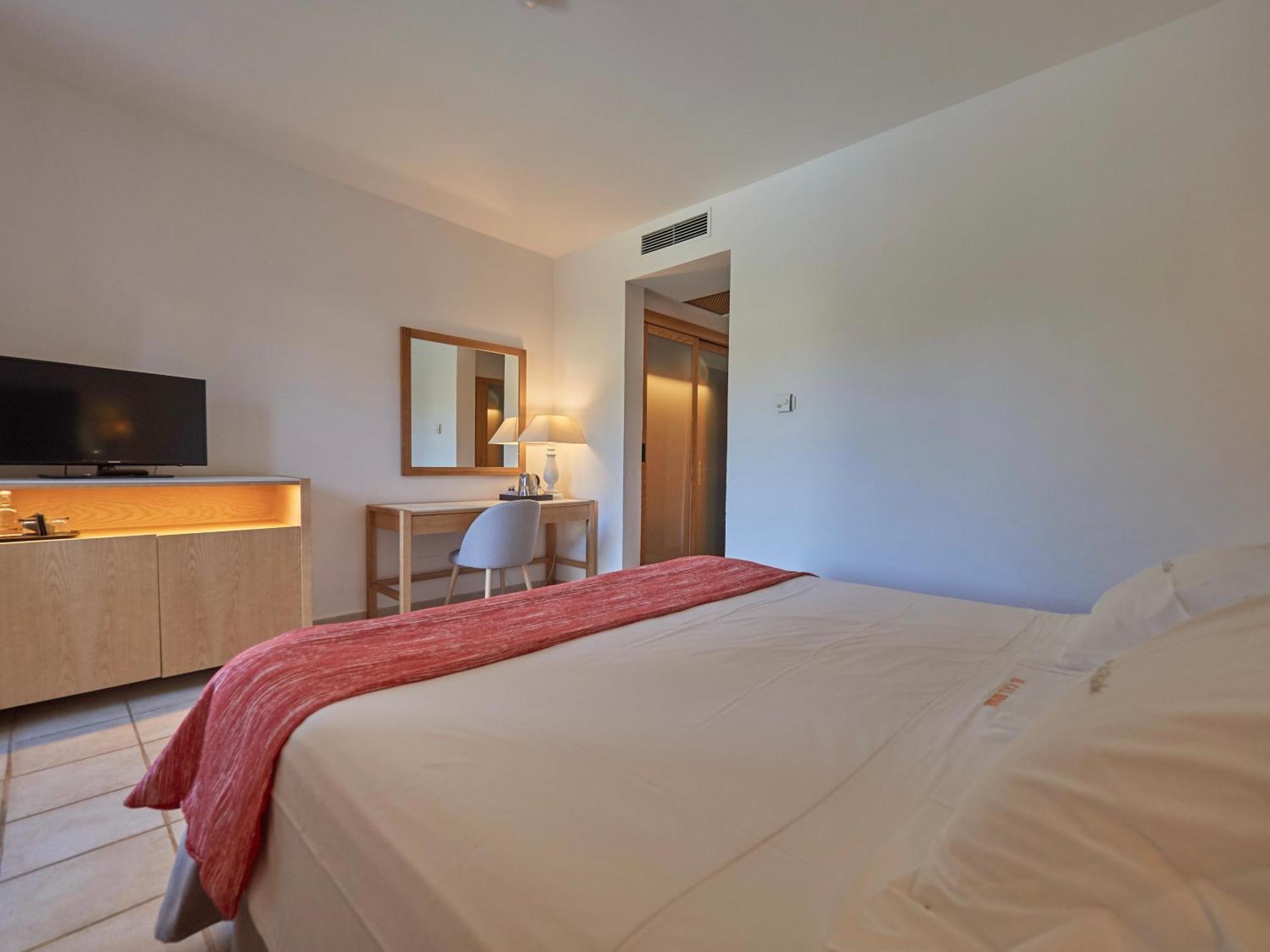 Double or Twin Room Balcony