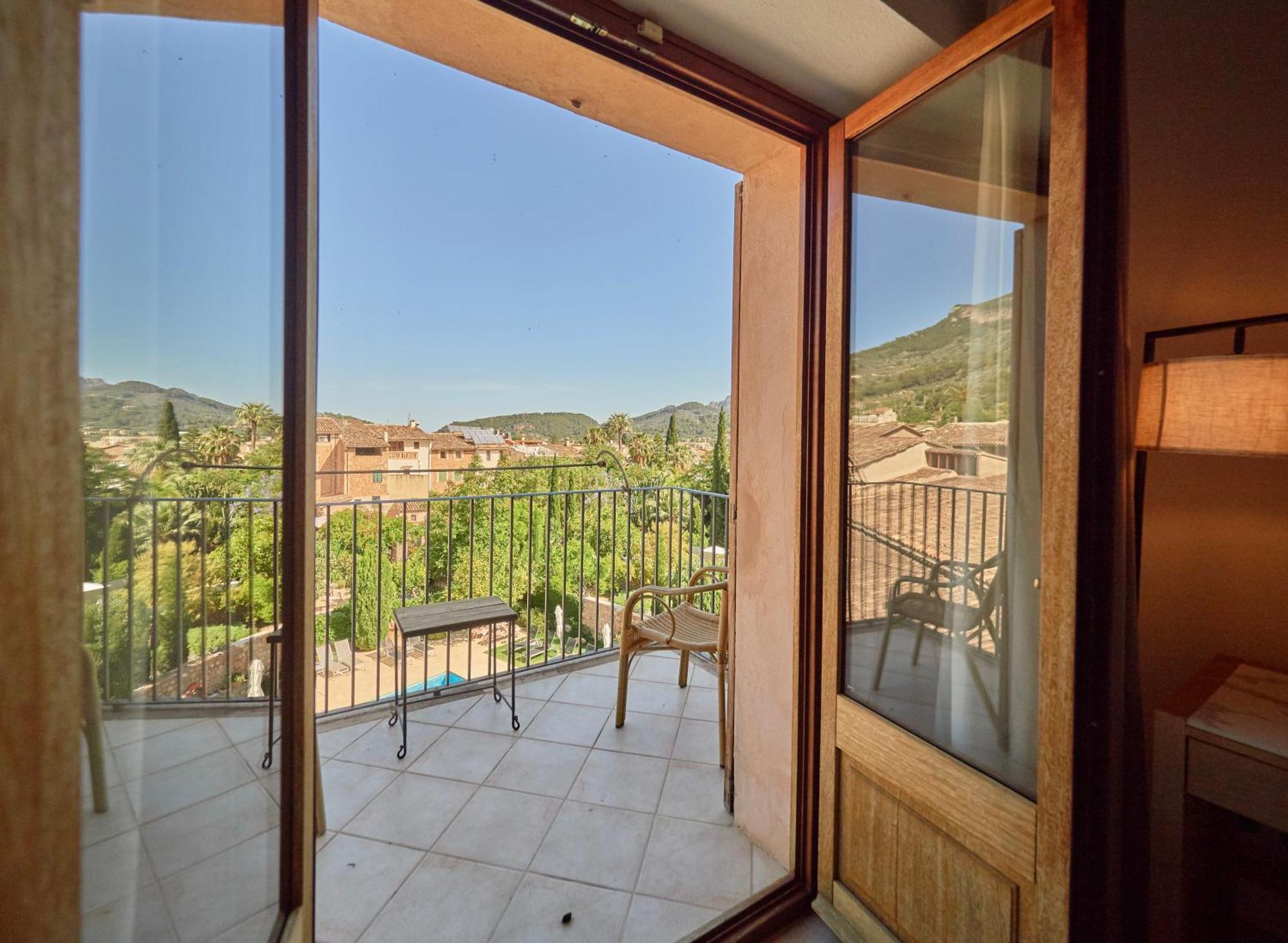 Attic Double or Twin Room Terrace