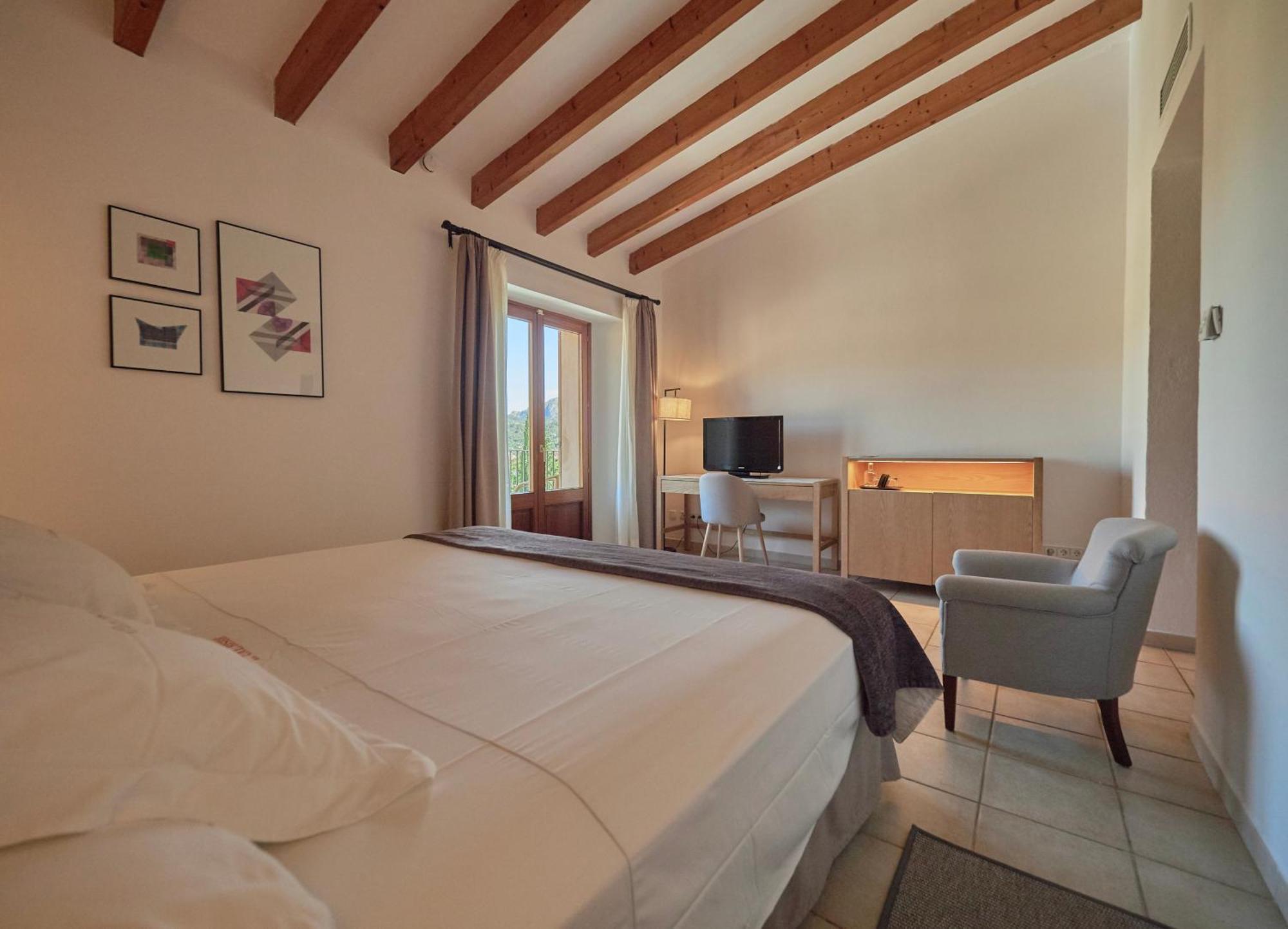 Attic Double or Twin Room Terrace