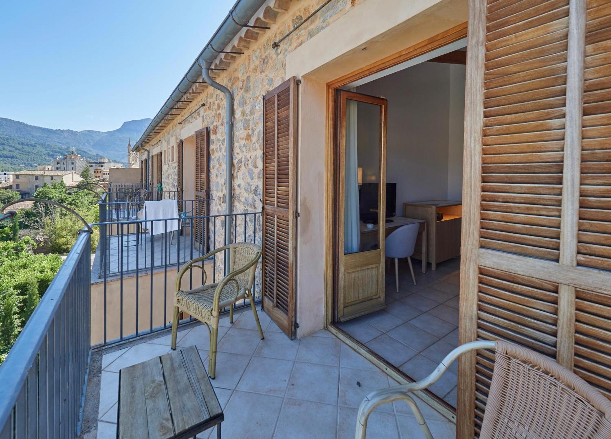 Attic Double or Twin Room Terrace