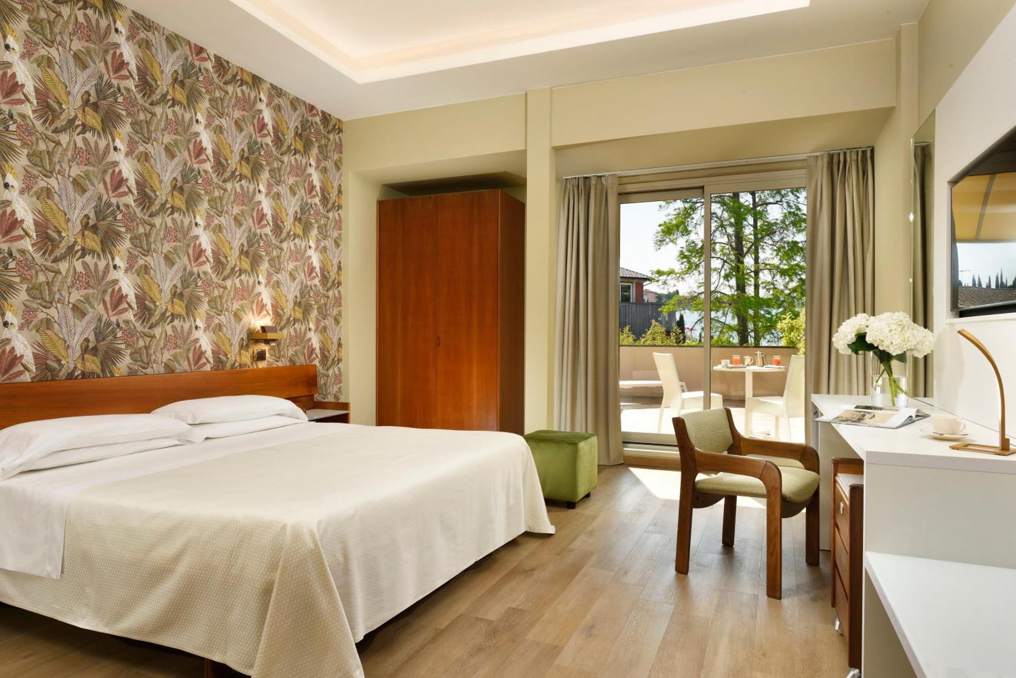 Superior Double Room Partial Lake View Spa access