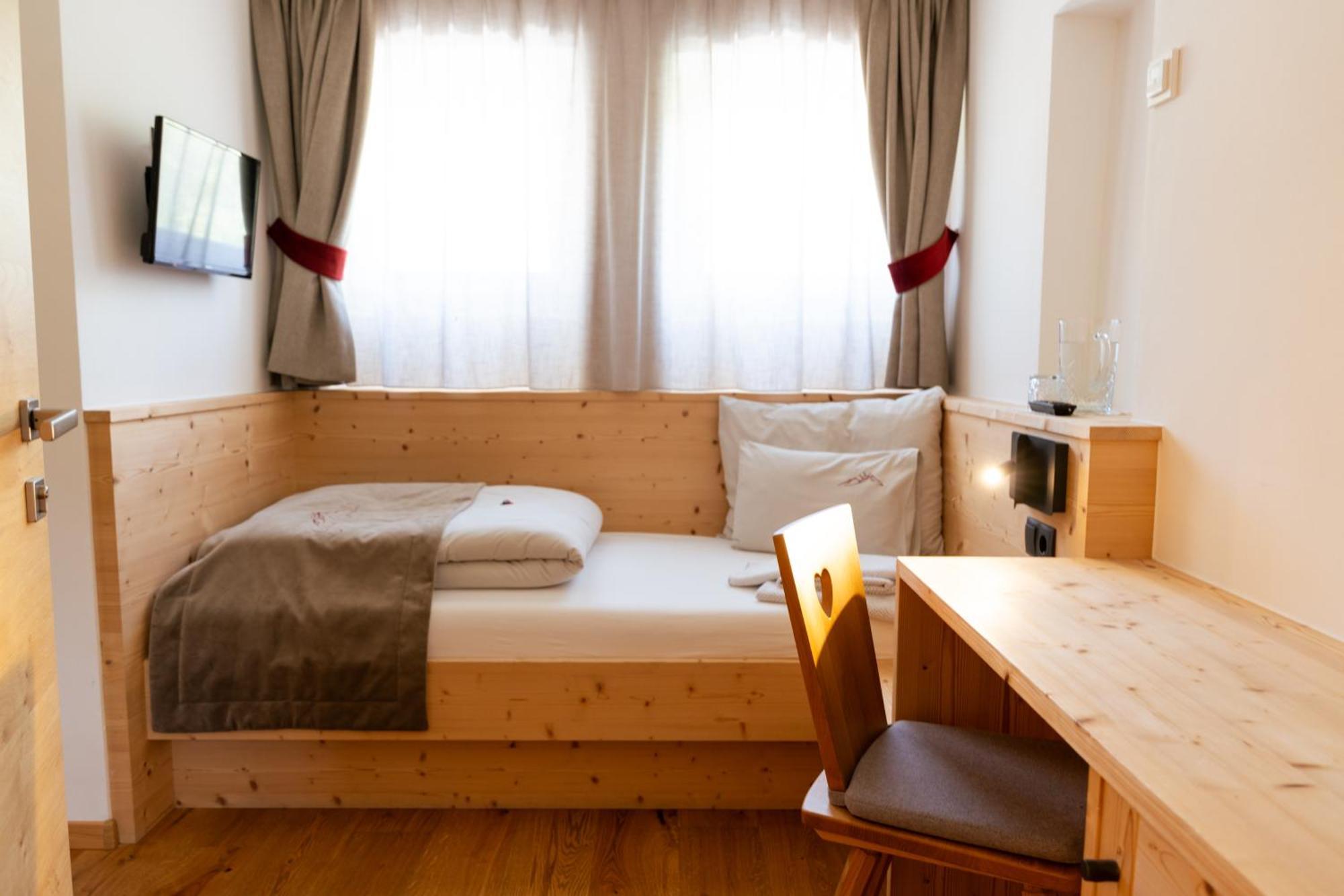 Double Room Balcony,1604805616:JPEG