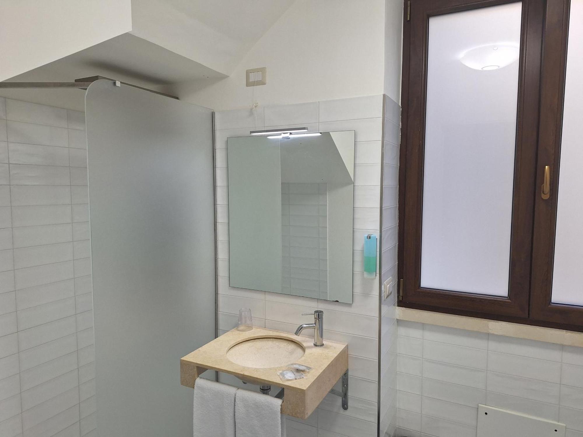 Studio Apartment One Double Bed