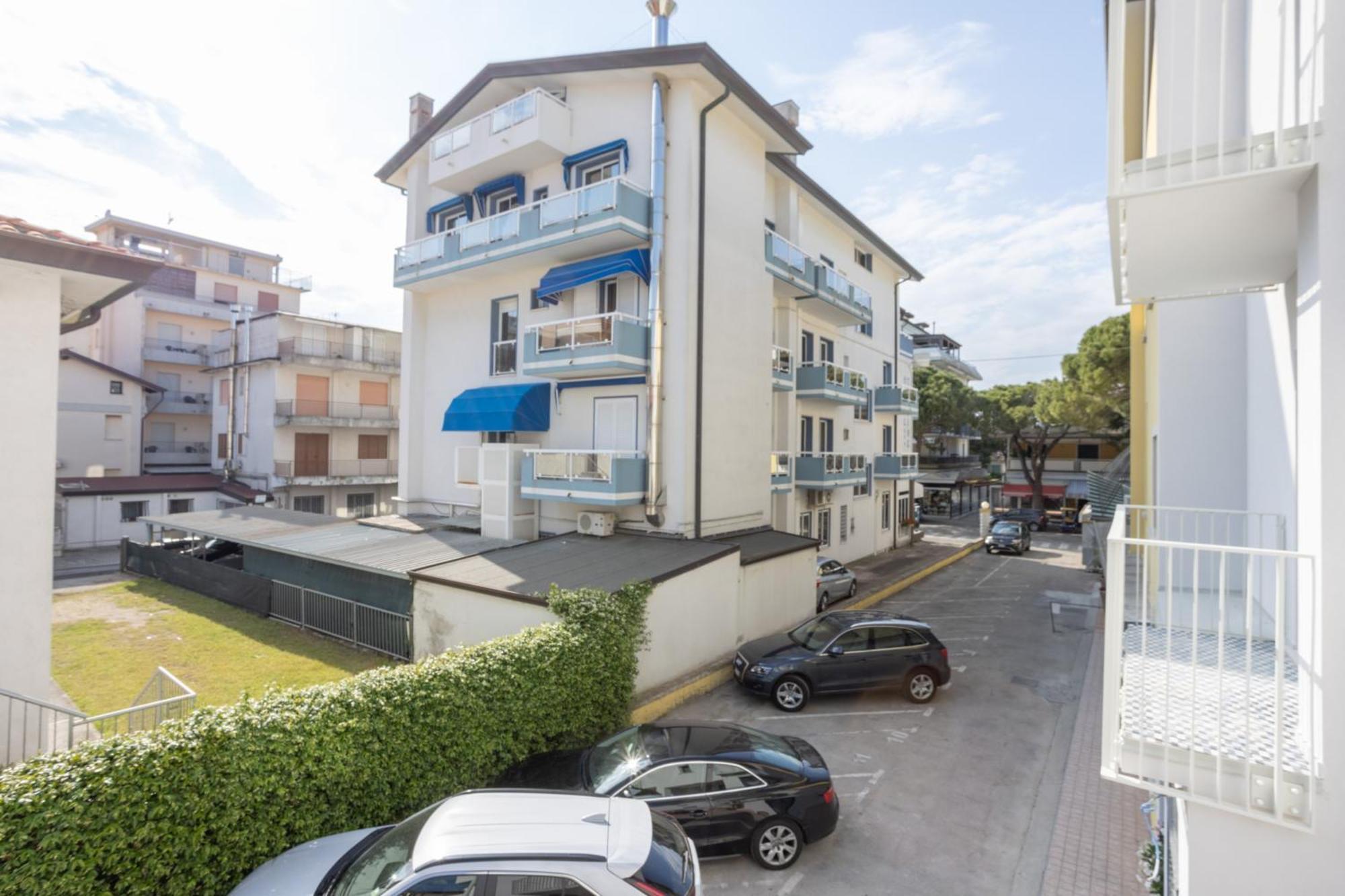 Deluxe Double or Twin Room Balcony
