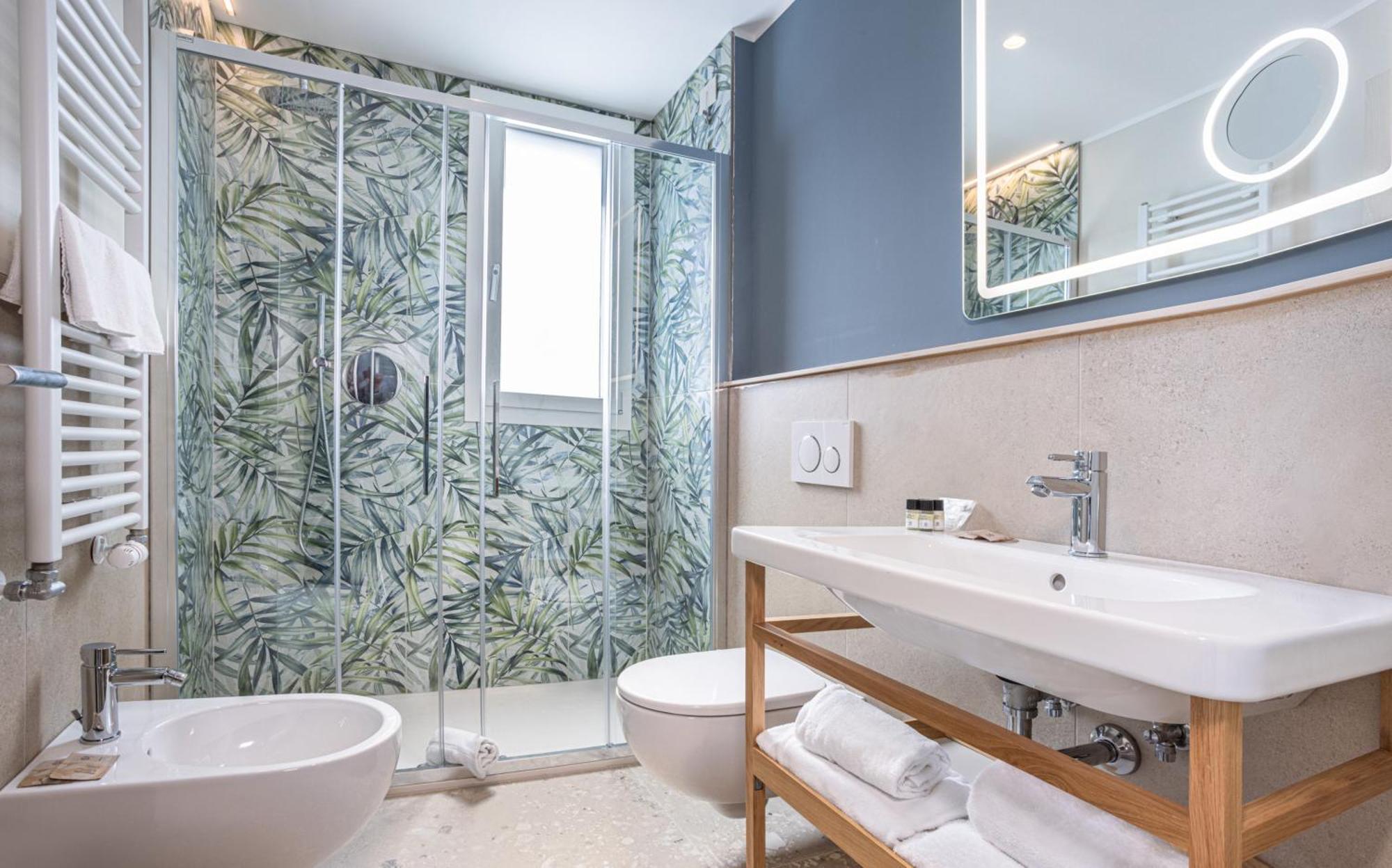 Deluxe Double or Twin Room Balcony