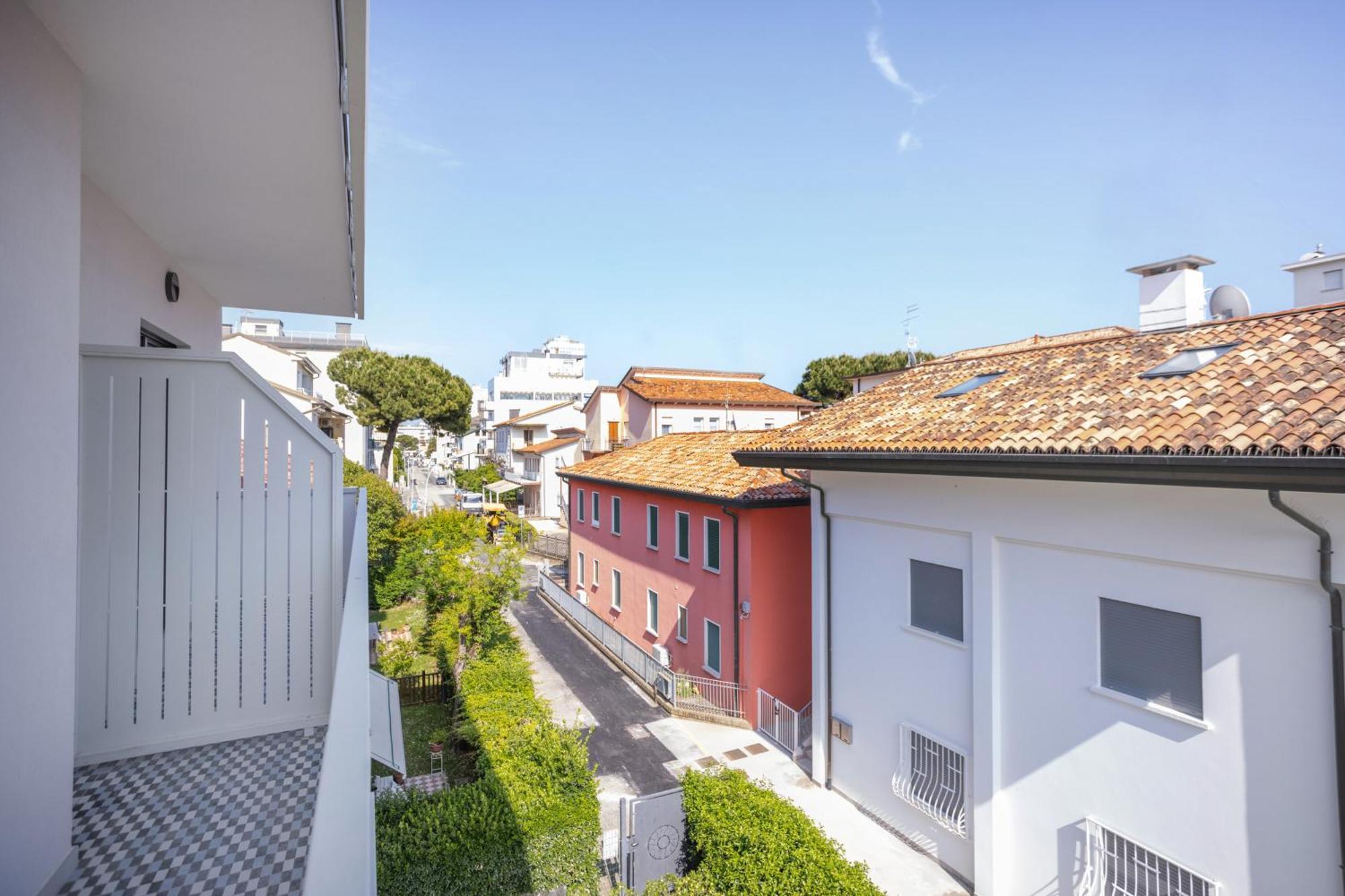 Deluxe Double or Twin Room Balcony